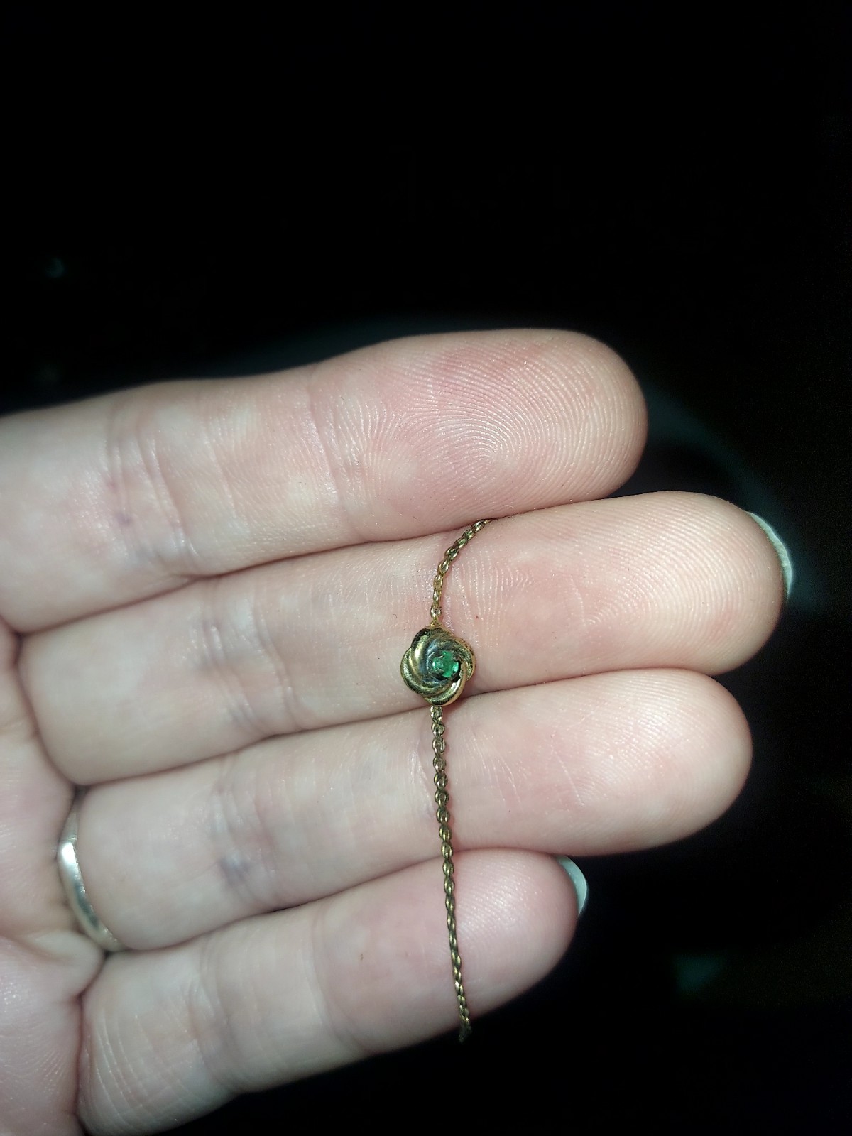 vintage Nina Ricci for Avon “Love Knot” pendant chain Necklace