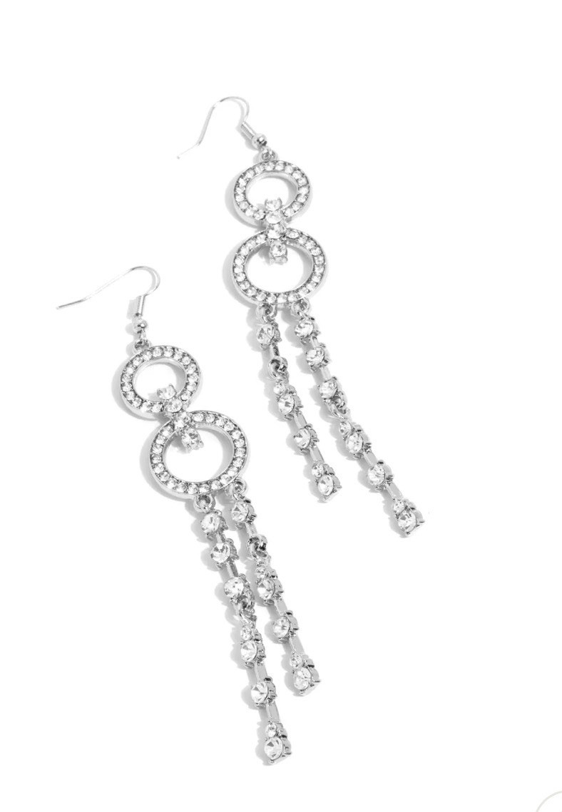 Paparazzi Chic Crowd-White Earrings