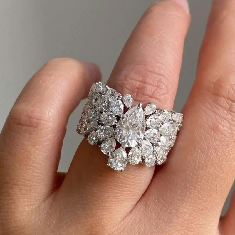 Elegant 925 Sterling Silver White Topaz Charms Wedding Engagement Ring Size 8