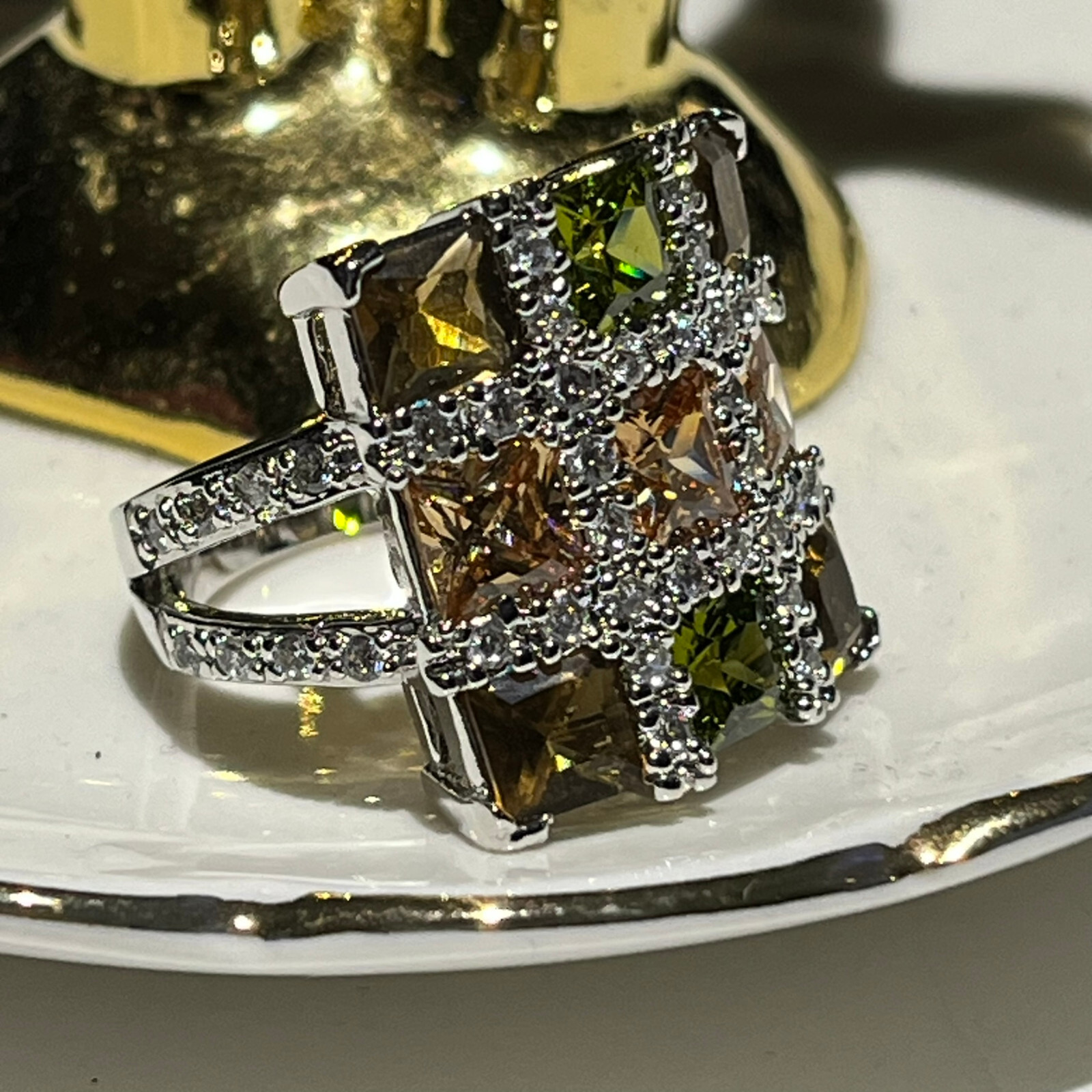 Fashionable Cocktail Ring Green Multicolor White Gold Plated Size 6, 7, 8