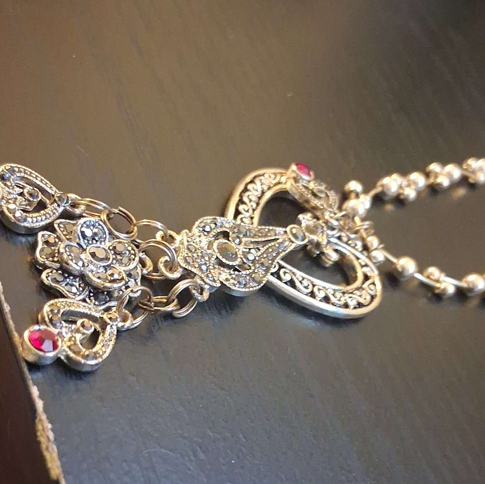Silver Tone Ball/Bead Chain Necklace Heart Charm Pendant Red Clear Crystal