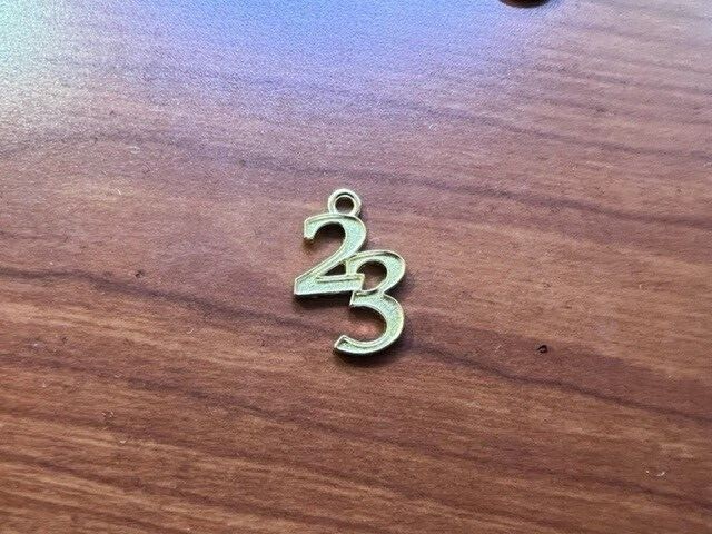 Graduation Tassel Charm Yeardate 1990-2023