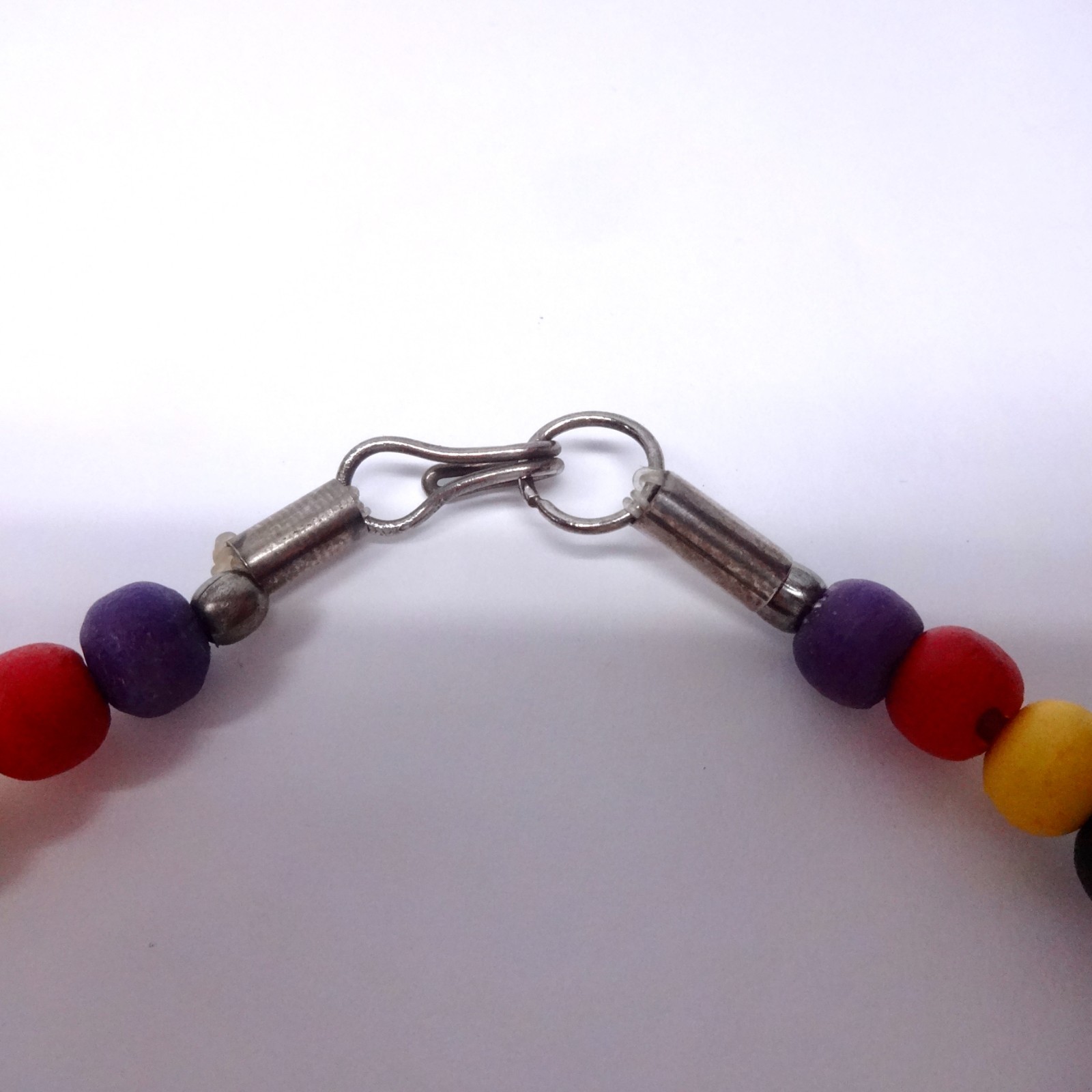 Colorful Bright Intertwined Bead Necklace 19″ Silver Hook & Eye Clasp