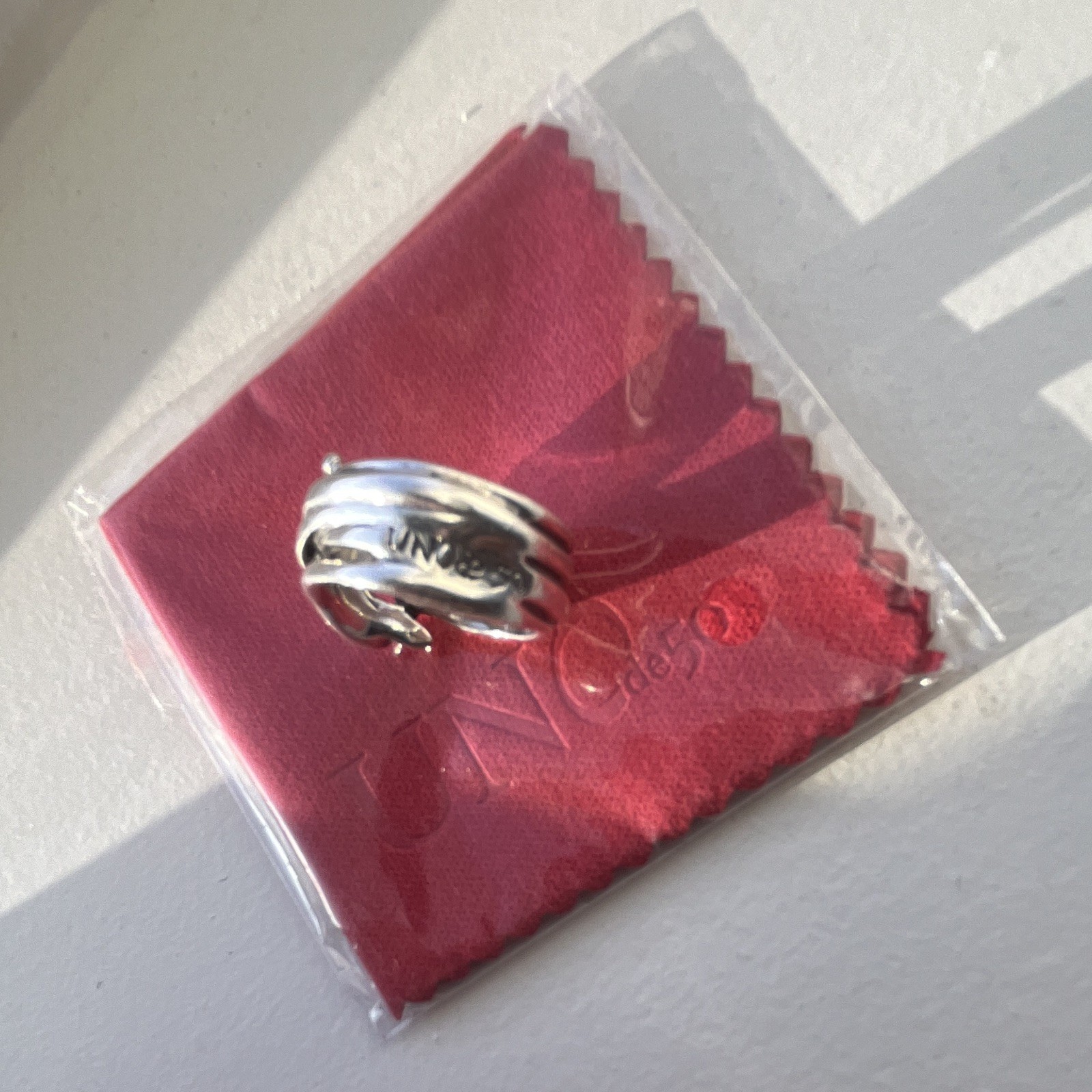 UNOde50 Signed Sterling Silver metal Band Ring Size 7.5
