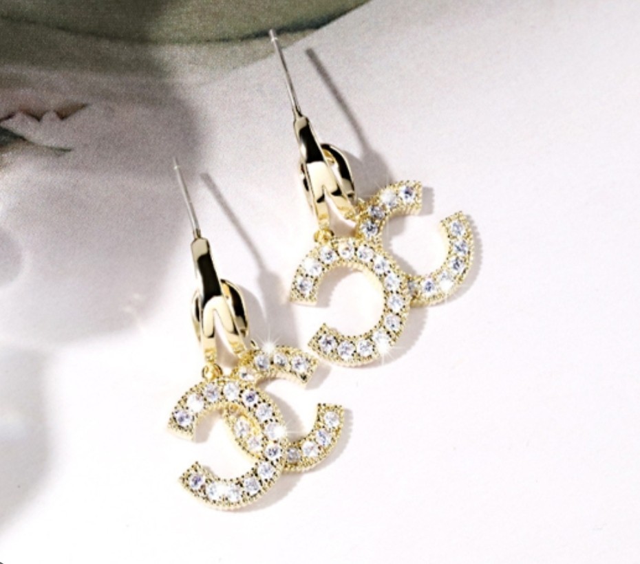 C-shaped Light Gold Plated Crystal Fashion Earrings With Silver Post