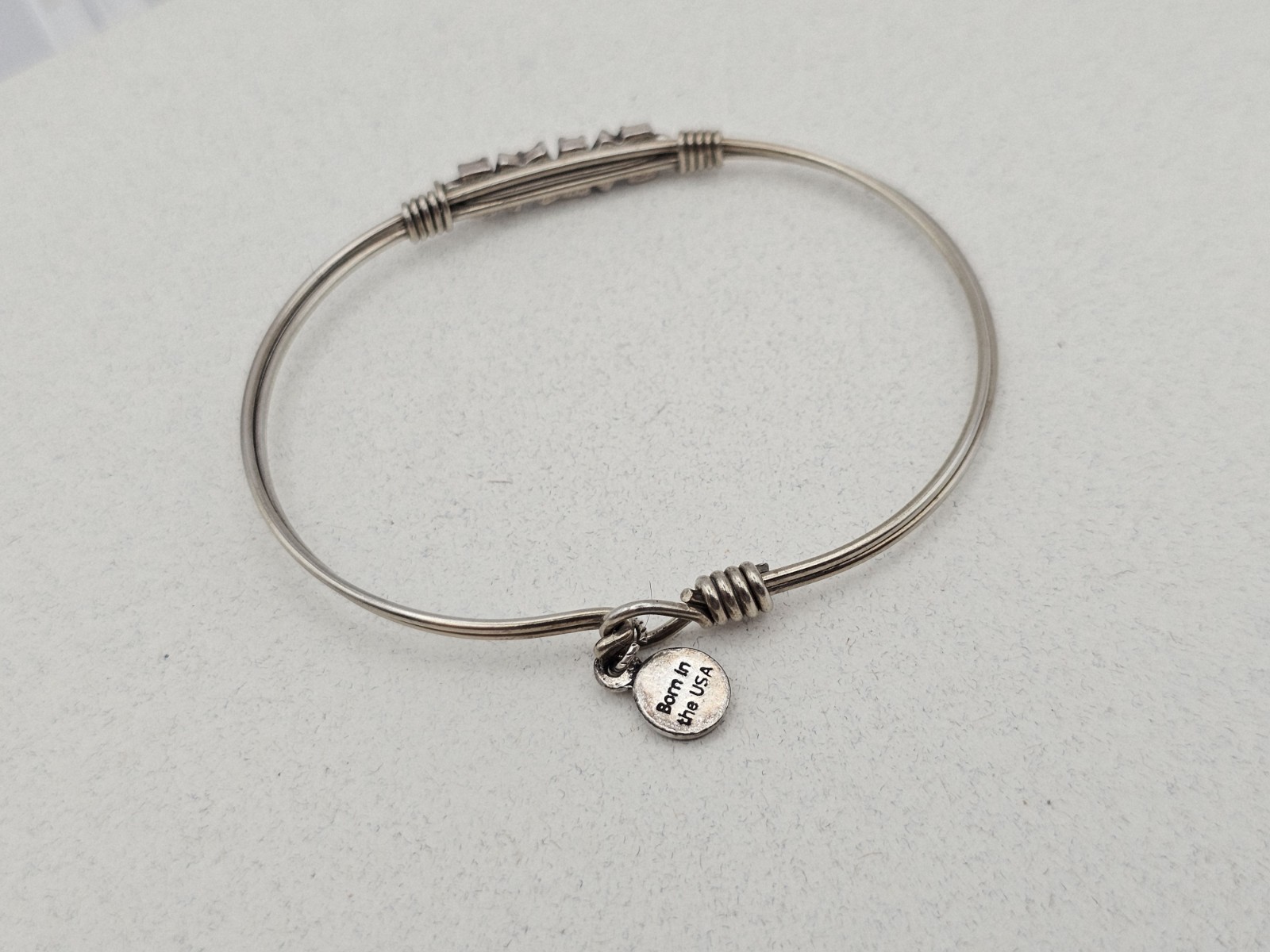 Luca + Danni Mini Hudson Bangle Bracelet Hook Cuff Silvertone Regular 🎉