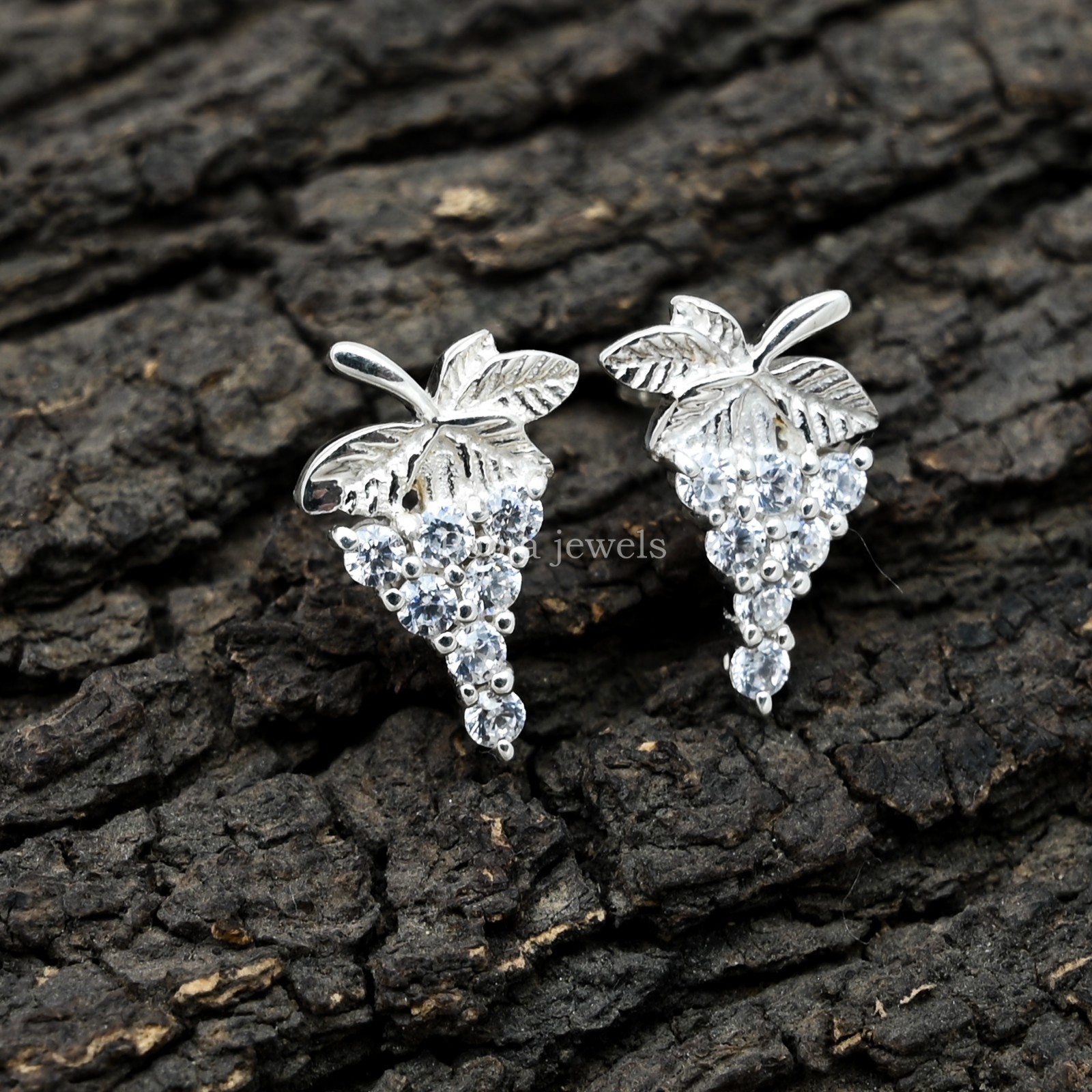 925 Sterling Silver Grape Cluster Stud Earrings Vine Fruit Nature Jewelry Gift