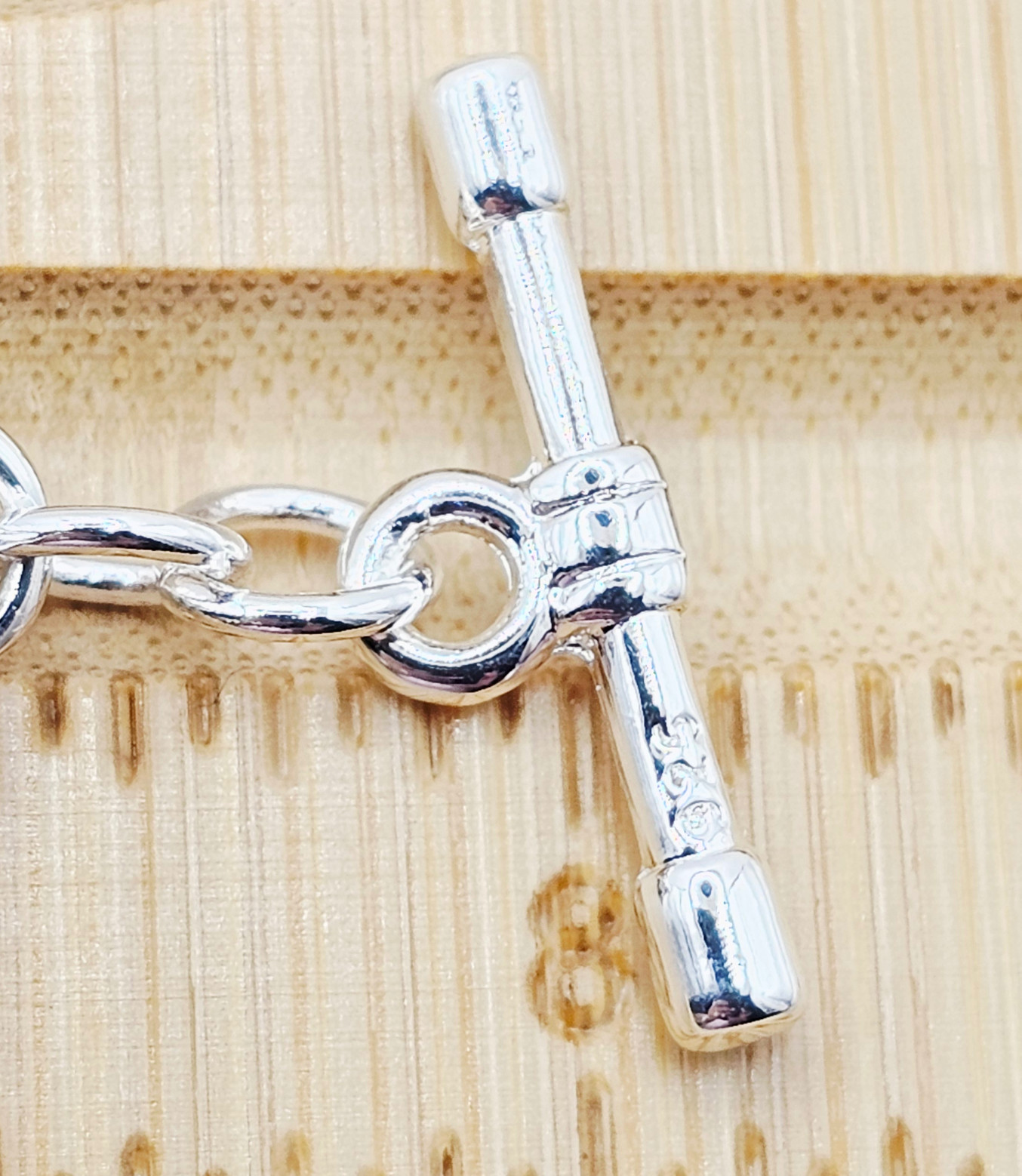 Bracelet 8 in 925 Sterling Silver Charm Round Link Chain Interlocking Many Rings