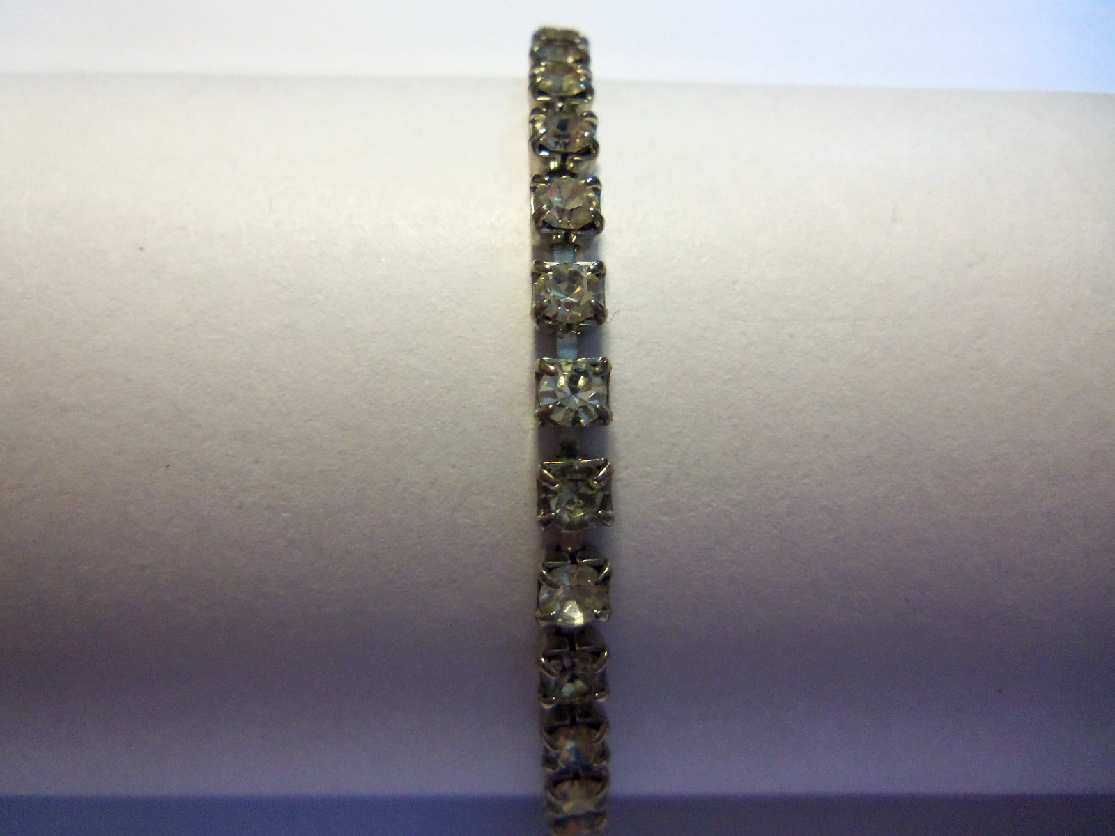 Silver Tone Clear White Gem Tennis Bracelet 6 3/4″ Studded CZ Sparkle