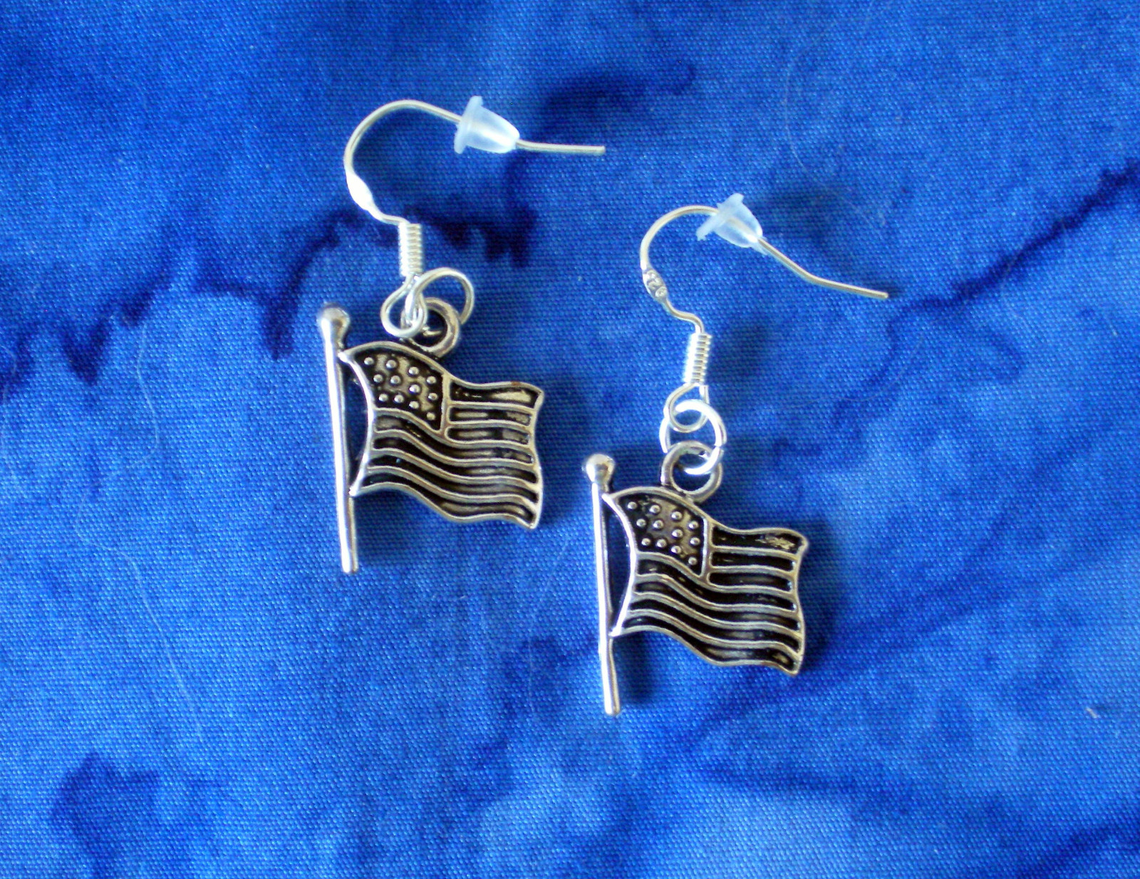 BUY 2 GET 1 FREE~JULY 4TH PATRIOTIC USA AMERICAN FLAG MILITARY SILVER EARRINGS