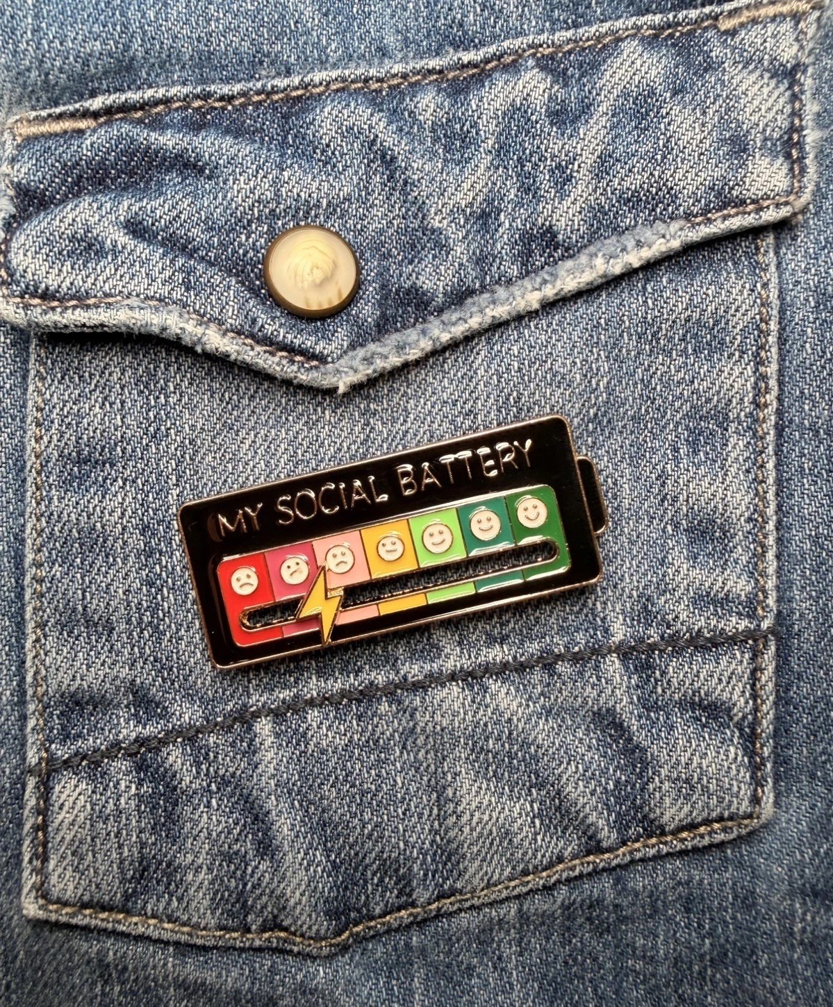 My Social Battery Pin With Moveable Hand Gold Plated Enamel Fast Shipping 🇨🇦