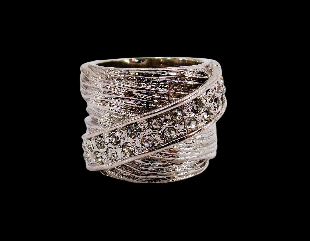 Large wide silver band ring with clear cubic zirconia stone wrap Size 7 NEW