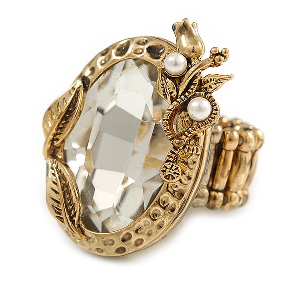 Vintage Inspired Oval Glass Ring In Aged Gold Tone Metal – 30mm Across – 7/8