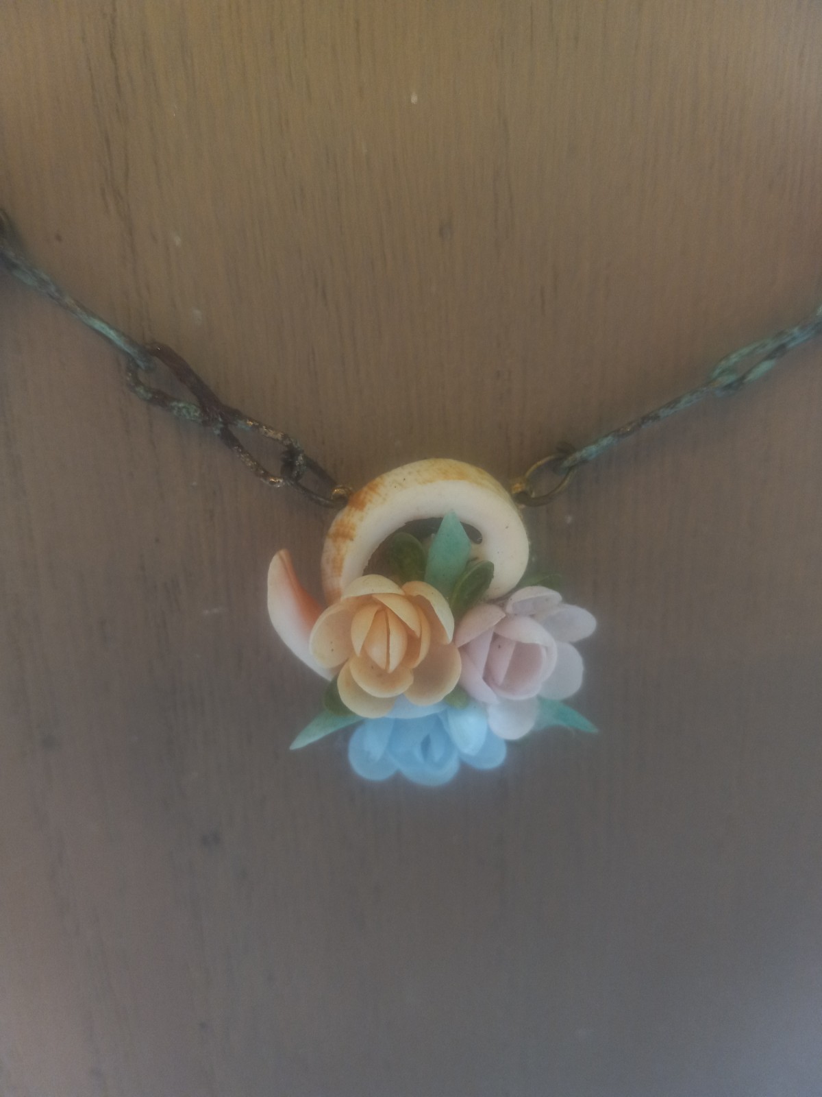 Vintage Seashell Necklace Spring Colors