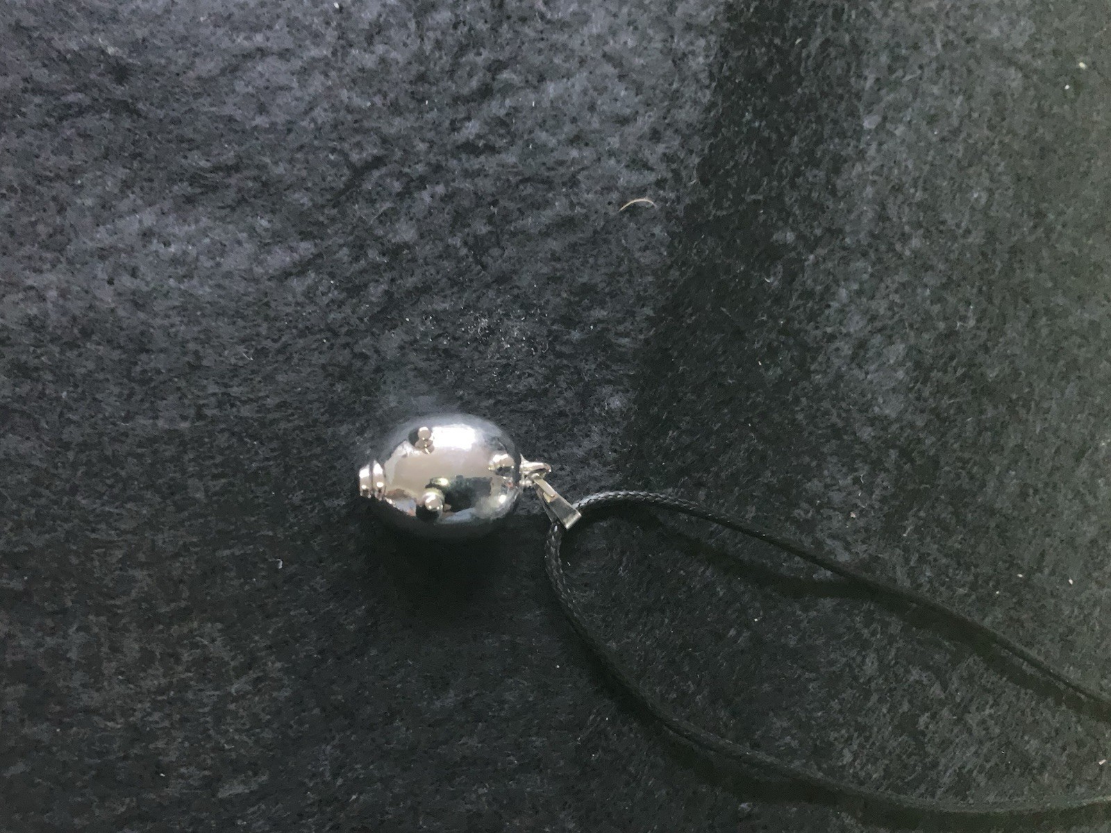 Lucky Little Piggy Good Luck Necklace Silver Tone Pig Charm Pendant Gift New