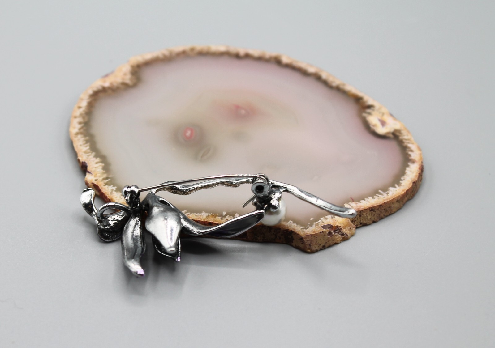 Lotus flower pin brooch jewelry fashion pearl purple silver tone elegant