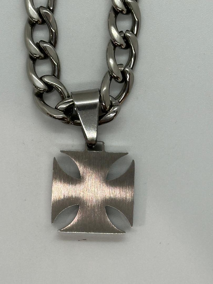 Strong & Solid Iron Cross Small Pendant Charm 8mm Figaro Necklace Stainless 104