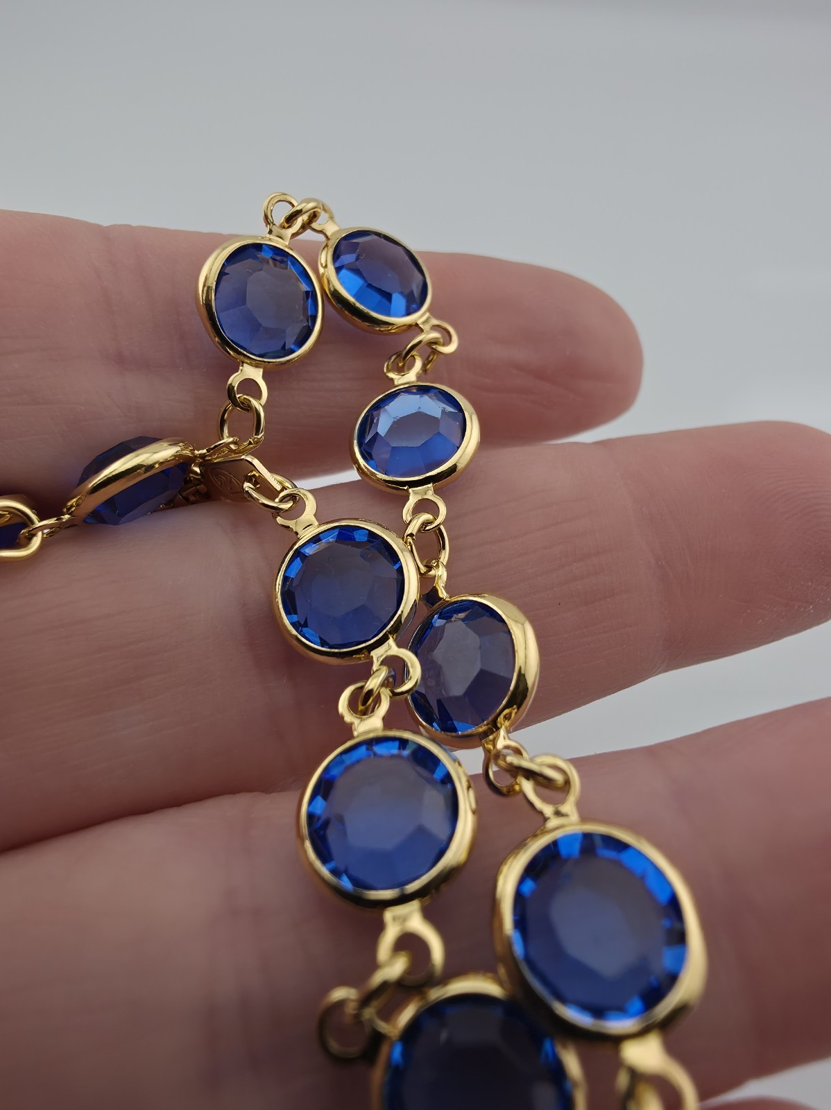 Vintage Swarovski Bezel Set Blue Stone Goldtone Bracelet Swan Mark 7.5″ Extender