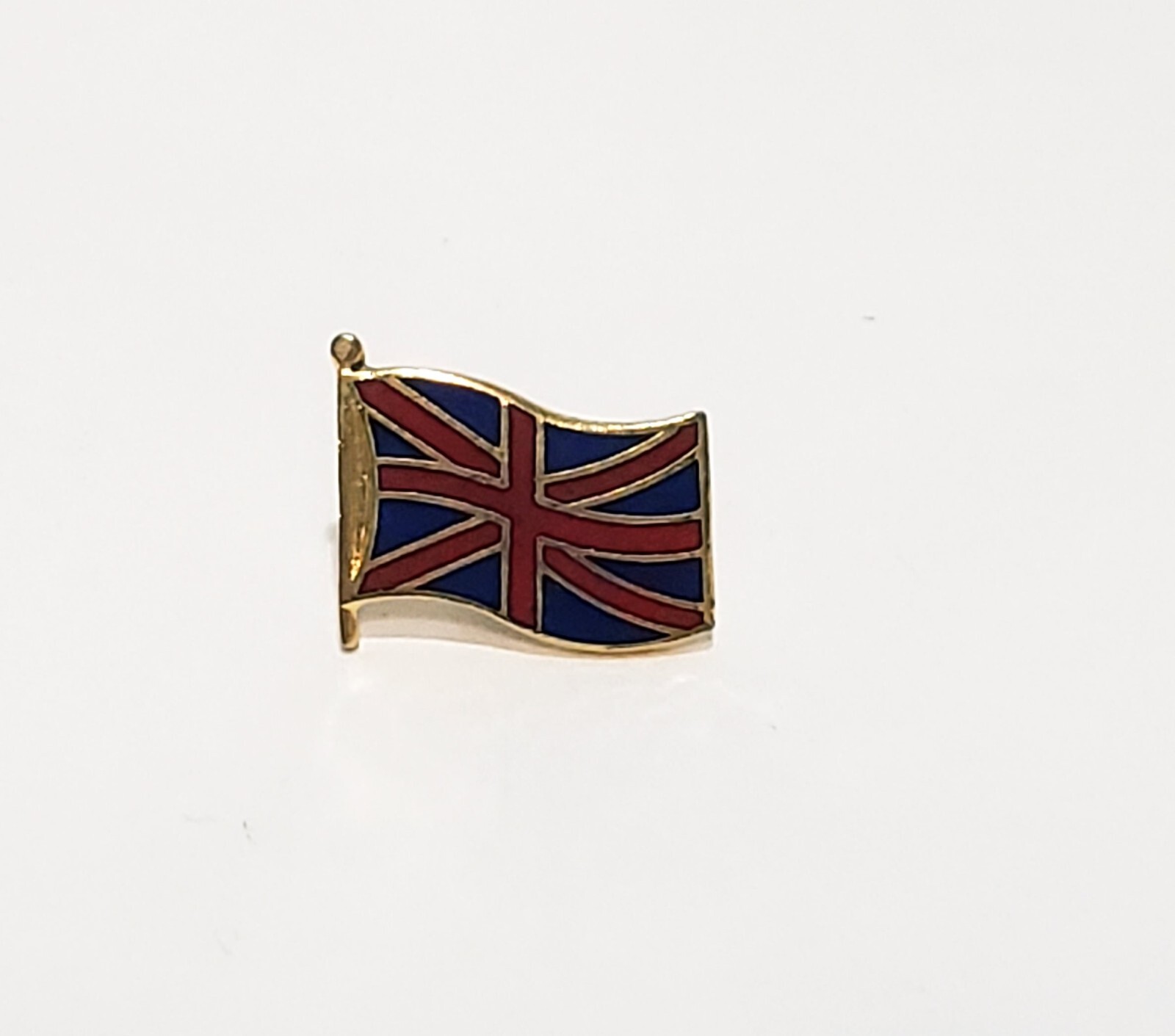 United Kingdom Great Britain Lapel Pin Enamel Red Blue Gold Tone 1/2″
