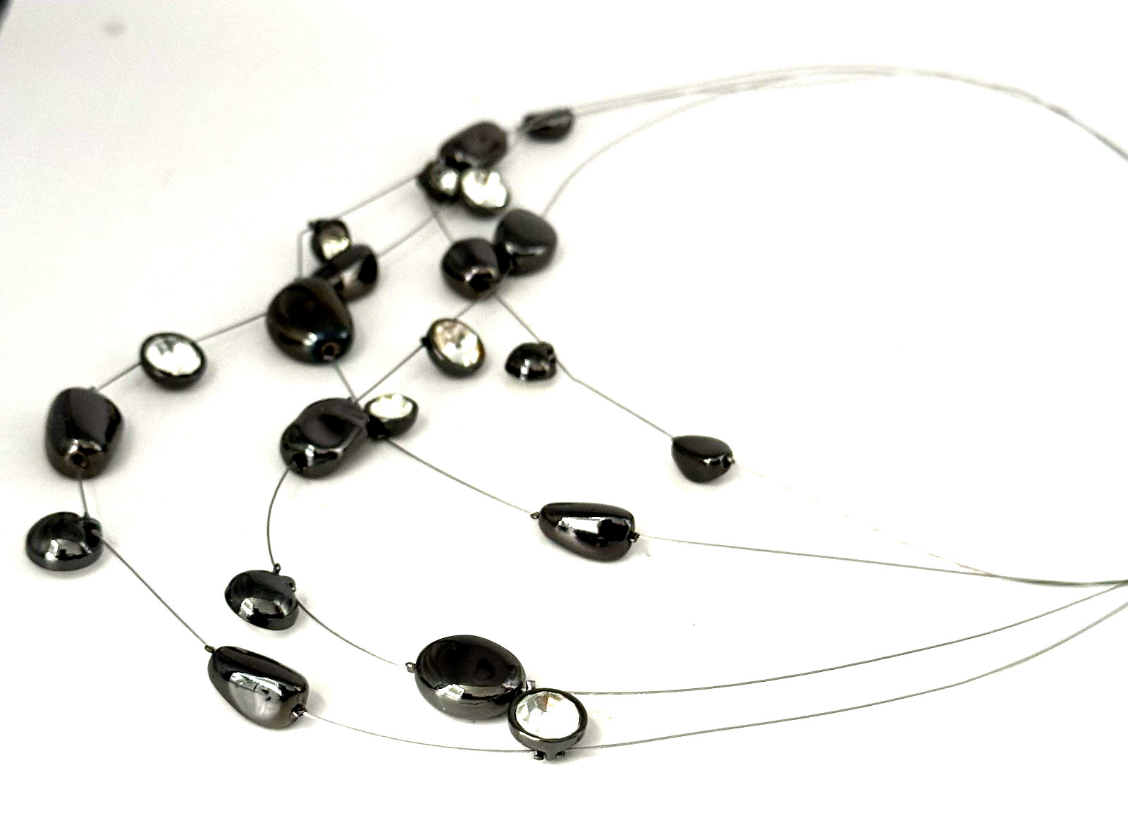 Chico’s Gunmetal Silver Tone 21″ Short Beaded Crystal Floating/Illusion Necklace