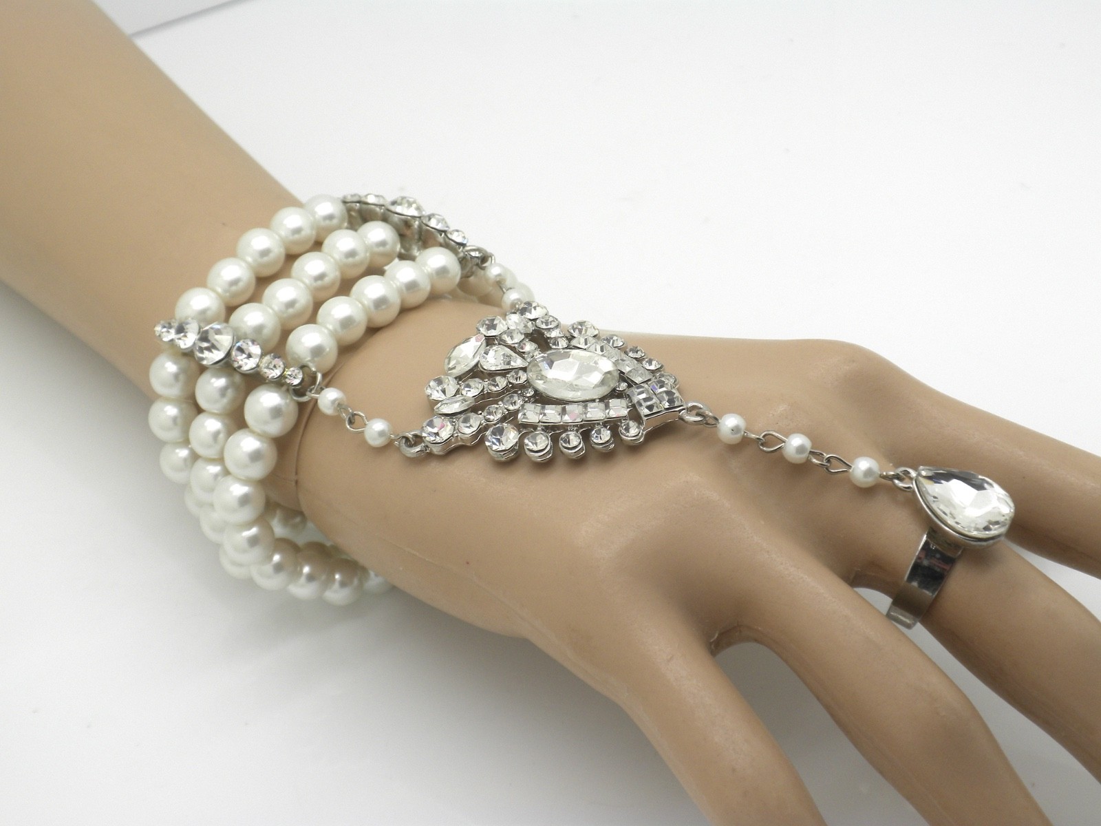 Faux Pearl Bracelet Women’s Ring Attached Silver Plated Slave Hand Chain