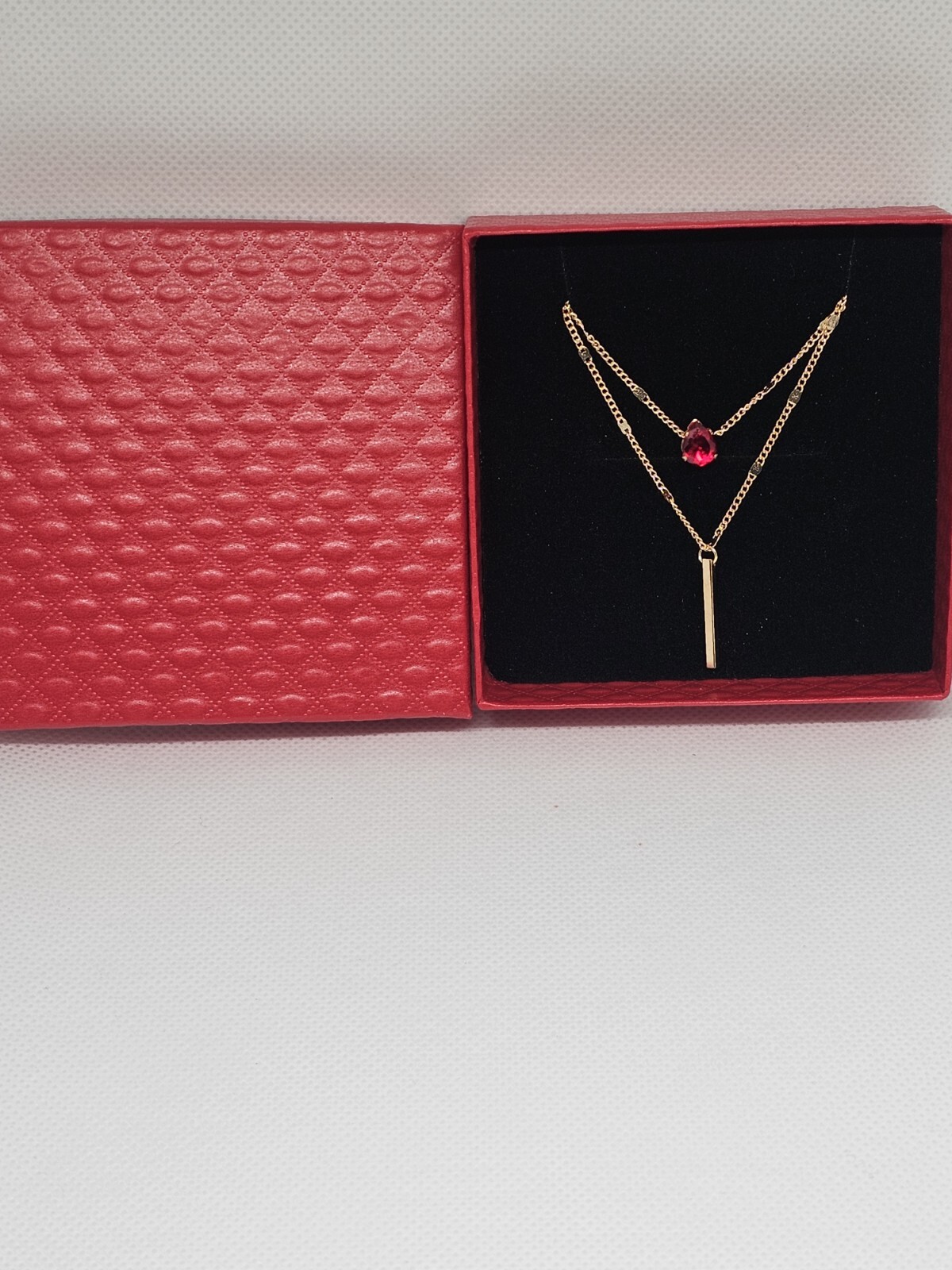 Everyday wear casual ladies Y-drop necklace jewellery red stone gold gift box
