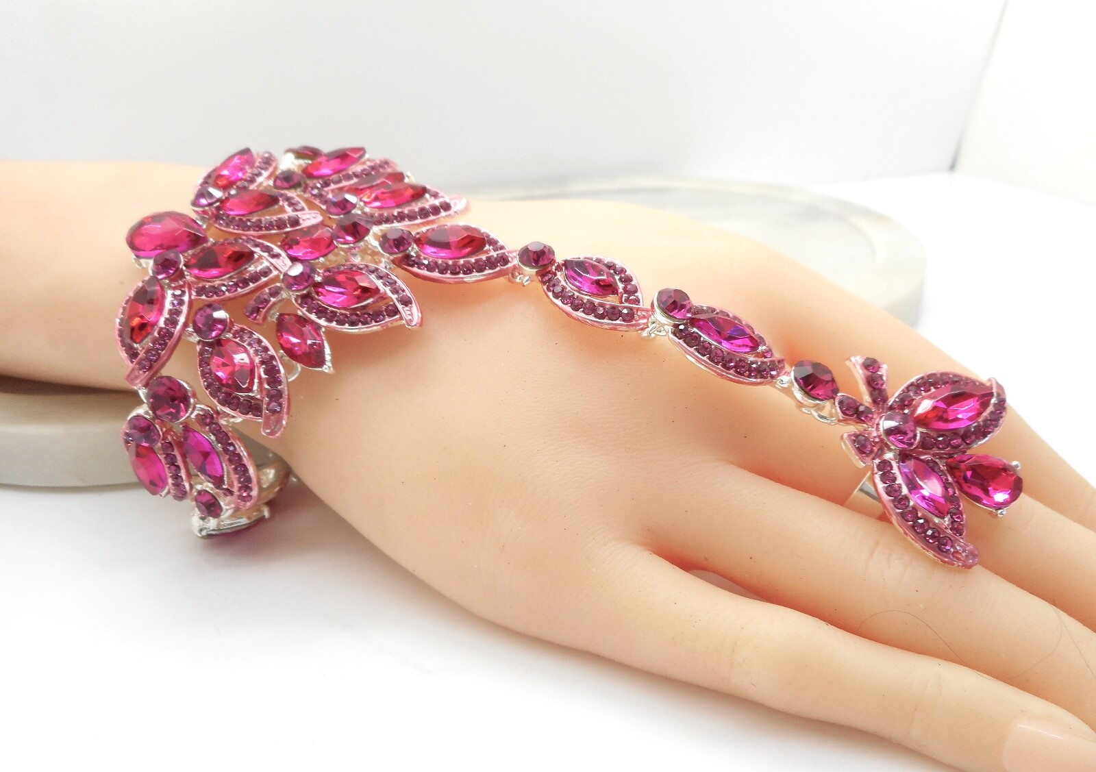New Pink Magenta Mix Crystal Stunning Bracelet Women’s Ring Attached Slave
