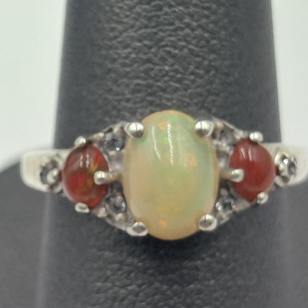 Synthetic Opal Lady’s Silver & Stone Ring 925 Silver 1.5dwt Size:6 (B06008830)