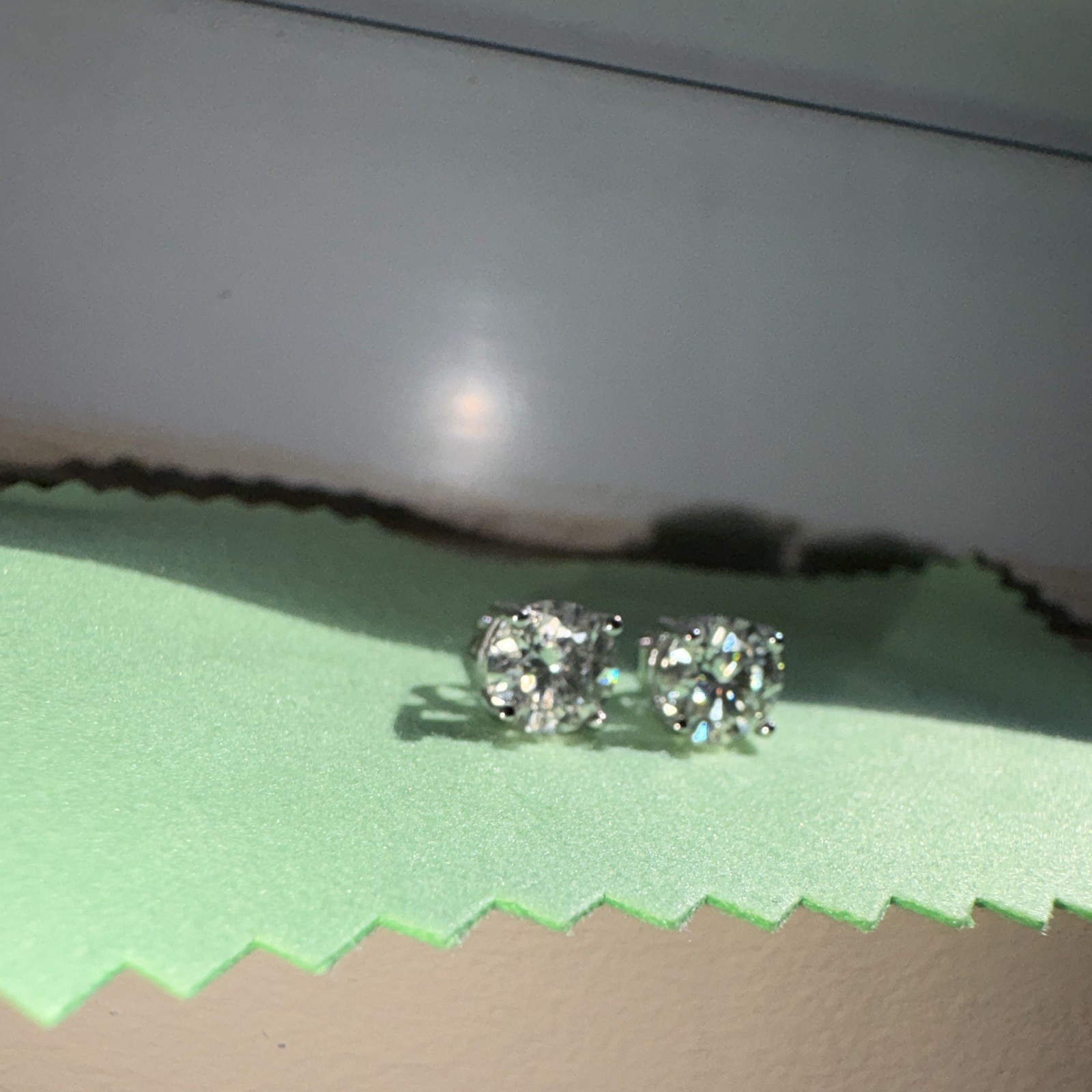 VVS Silver-Tone Metal Round Clear/White Prong Set Stud Earrings Pair Butterfly