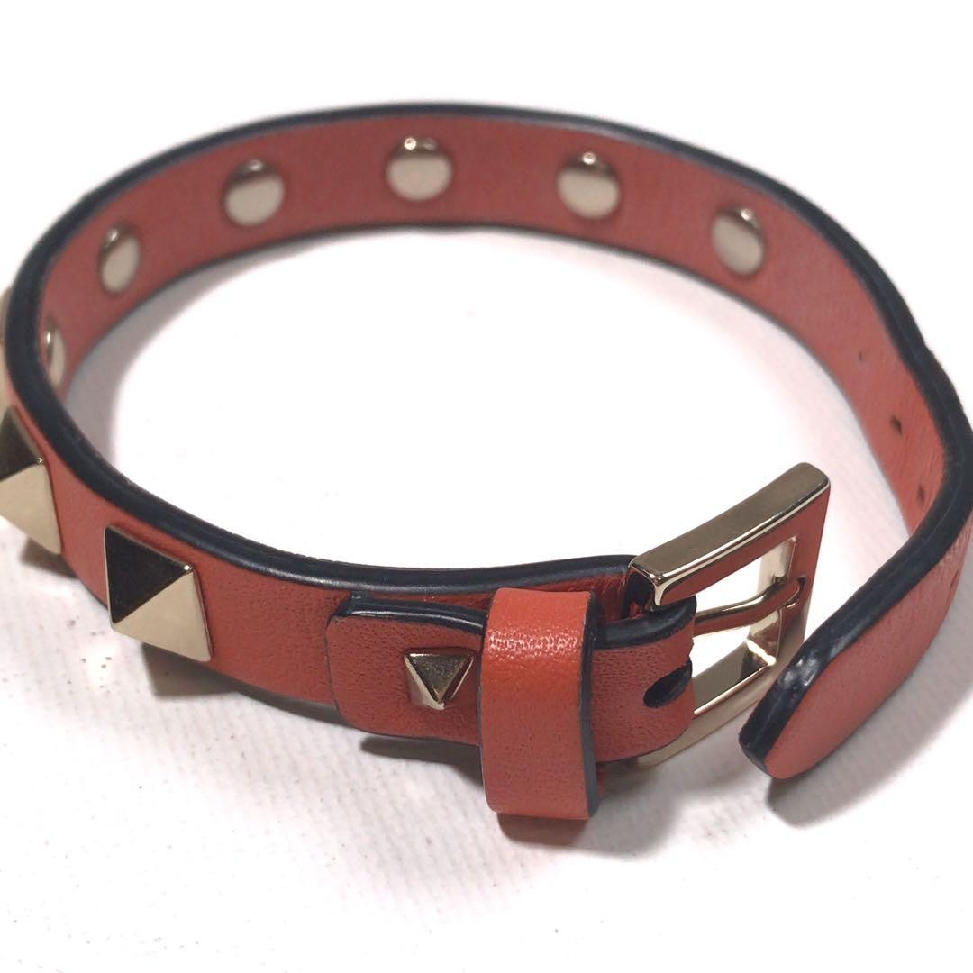 VALENTINO GARAVANI Rockstud Orange Leather Bracelet Goldtone Italy