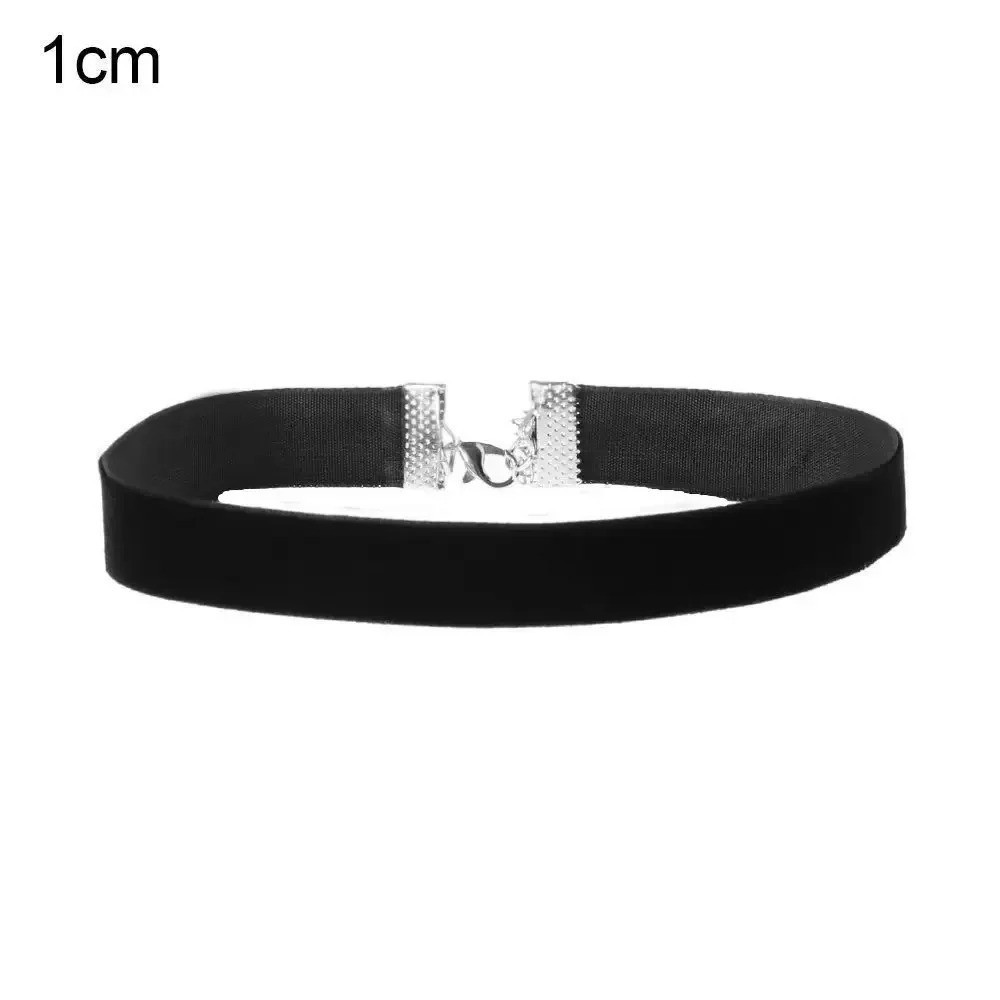 Gothic Black Velvet Choker Necklace Adjustable Women’s Fashion Jewelry Gift