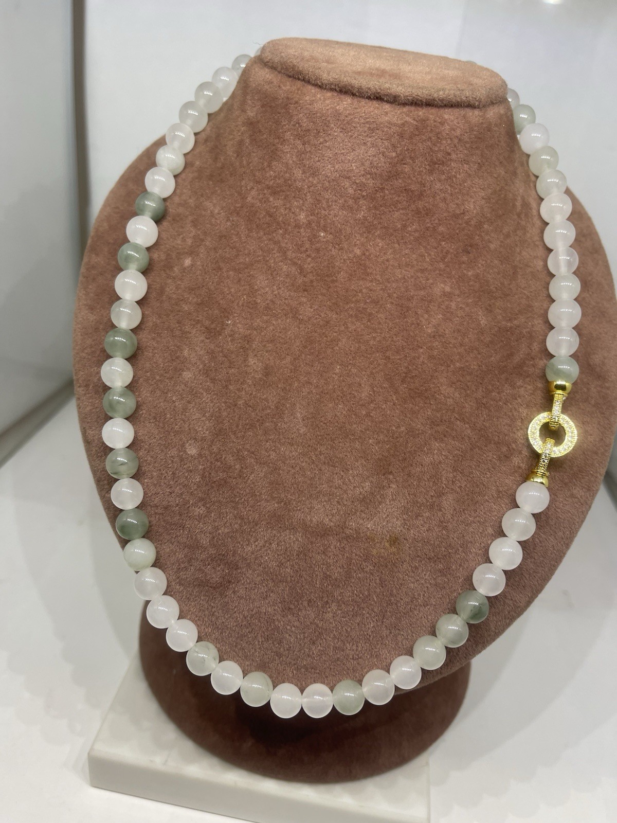8mm Light Green Jade 19inches In Length With Gold Plated Stylish Lock