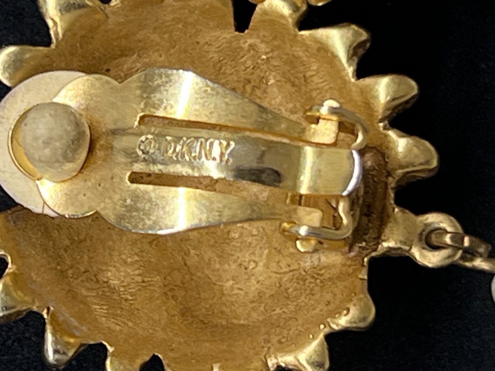 Donna Karan DKNY 1980’s / 90’s Drop Pearl Gold Sun Earrings – Robert Lee Morris
