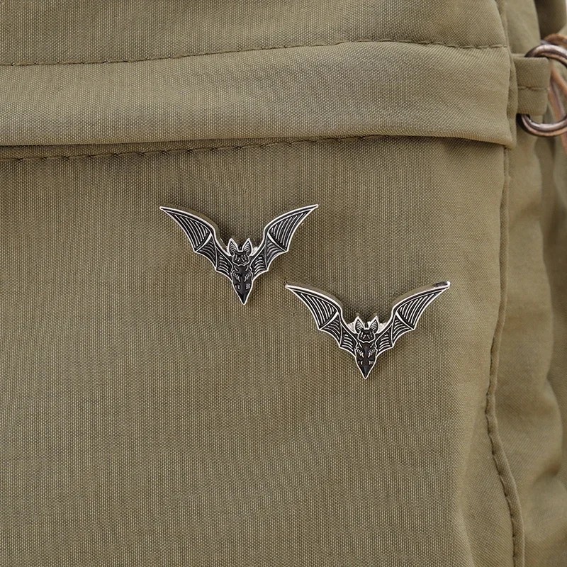 Bat 2/1Pcs Enamel Pins Gothic Punk Witch Halloween Brooch Collar Badge Black