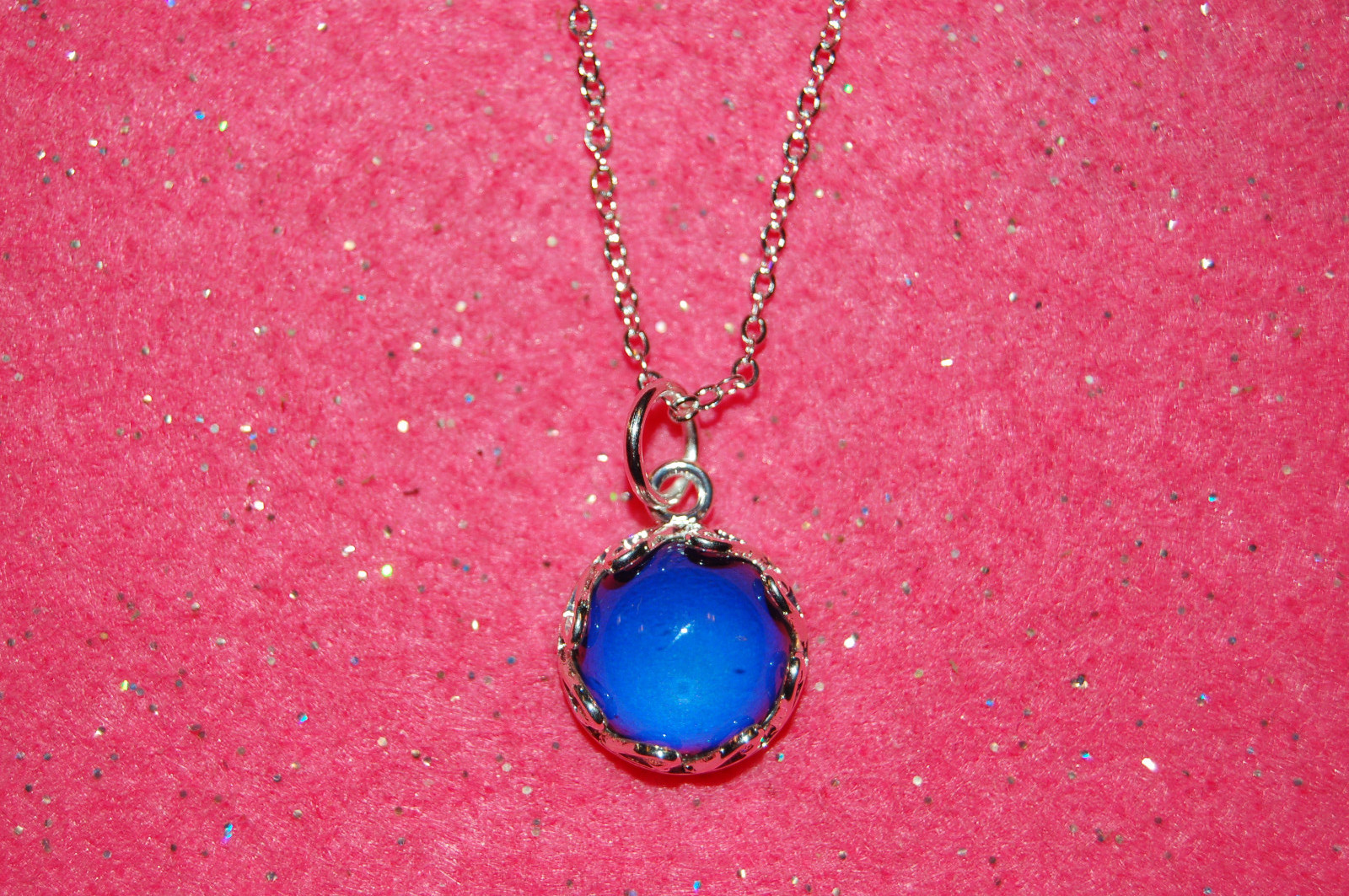Heart Surround Mood Necklace, Sterling Silver Plated, 12mm, #A2V1