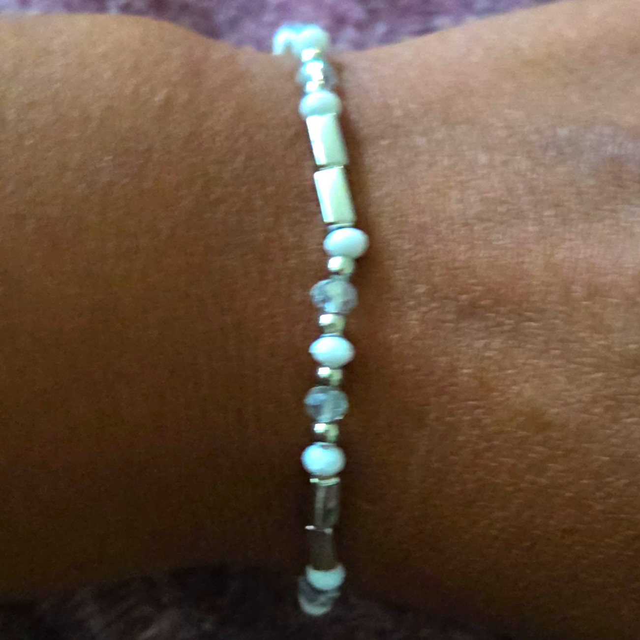 Silver-Tone Metal Beaded Bracelet White Round Beads Silver & White