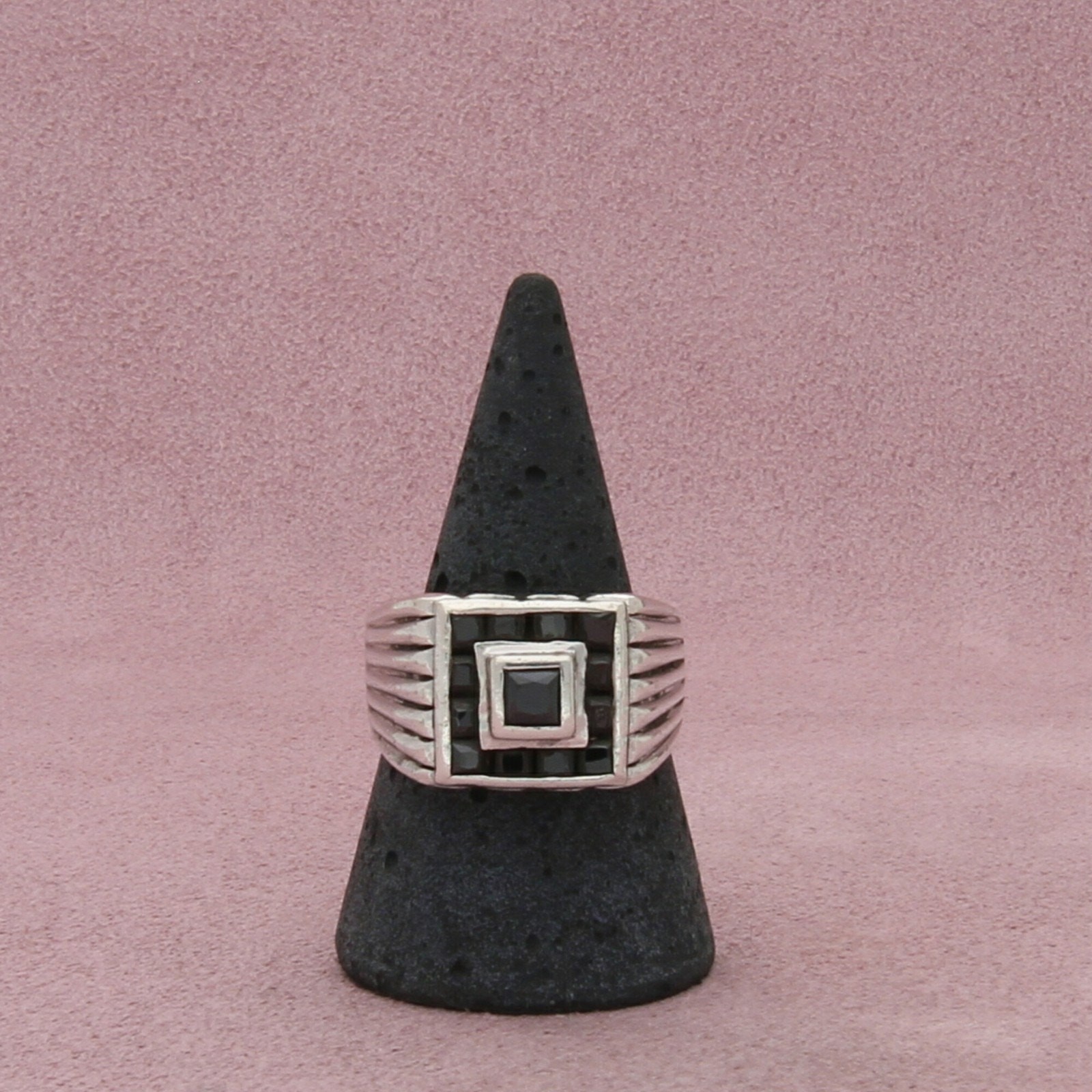 sterling silver channel-set black cz signet ring size 9.5