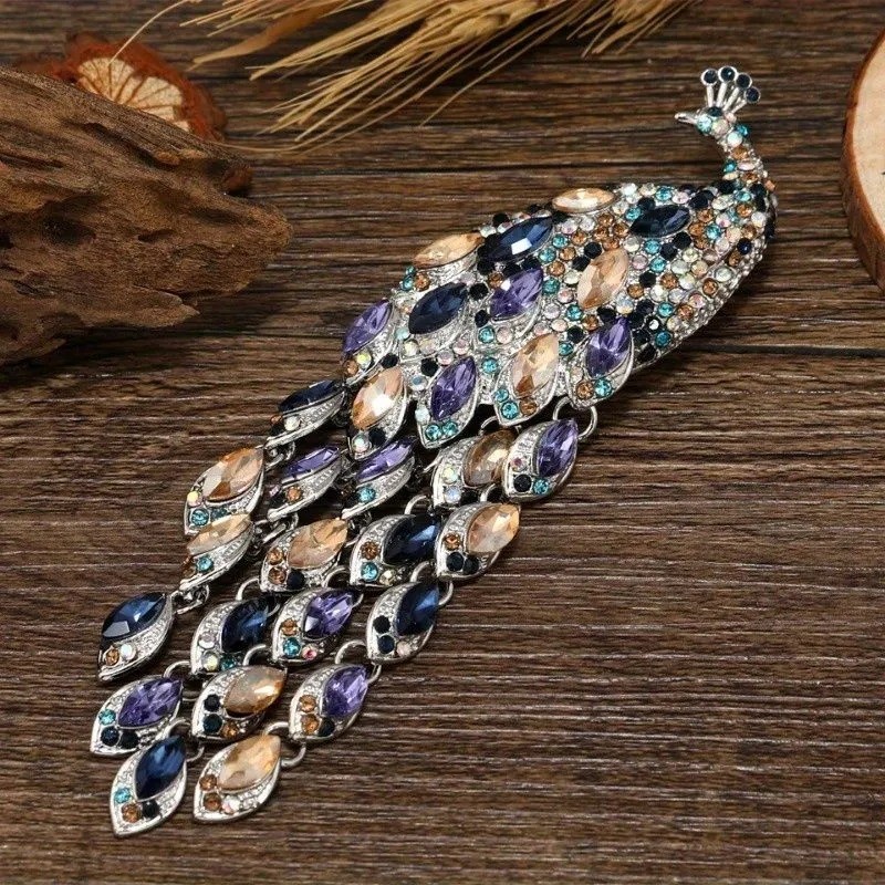 Rhinestone Elegant Peacock Brooches for Women Animal Design Party Wedding Pin
