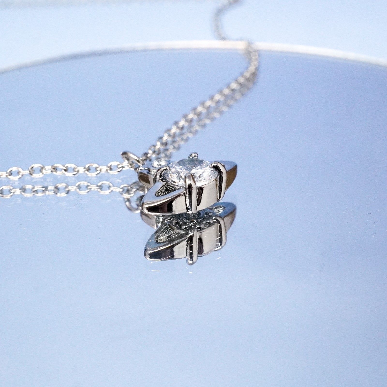 Vivienne Westwood Necklace Silver Orb Pendant Small White Crystal With Gift Box