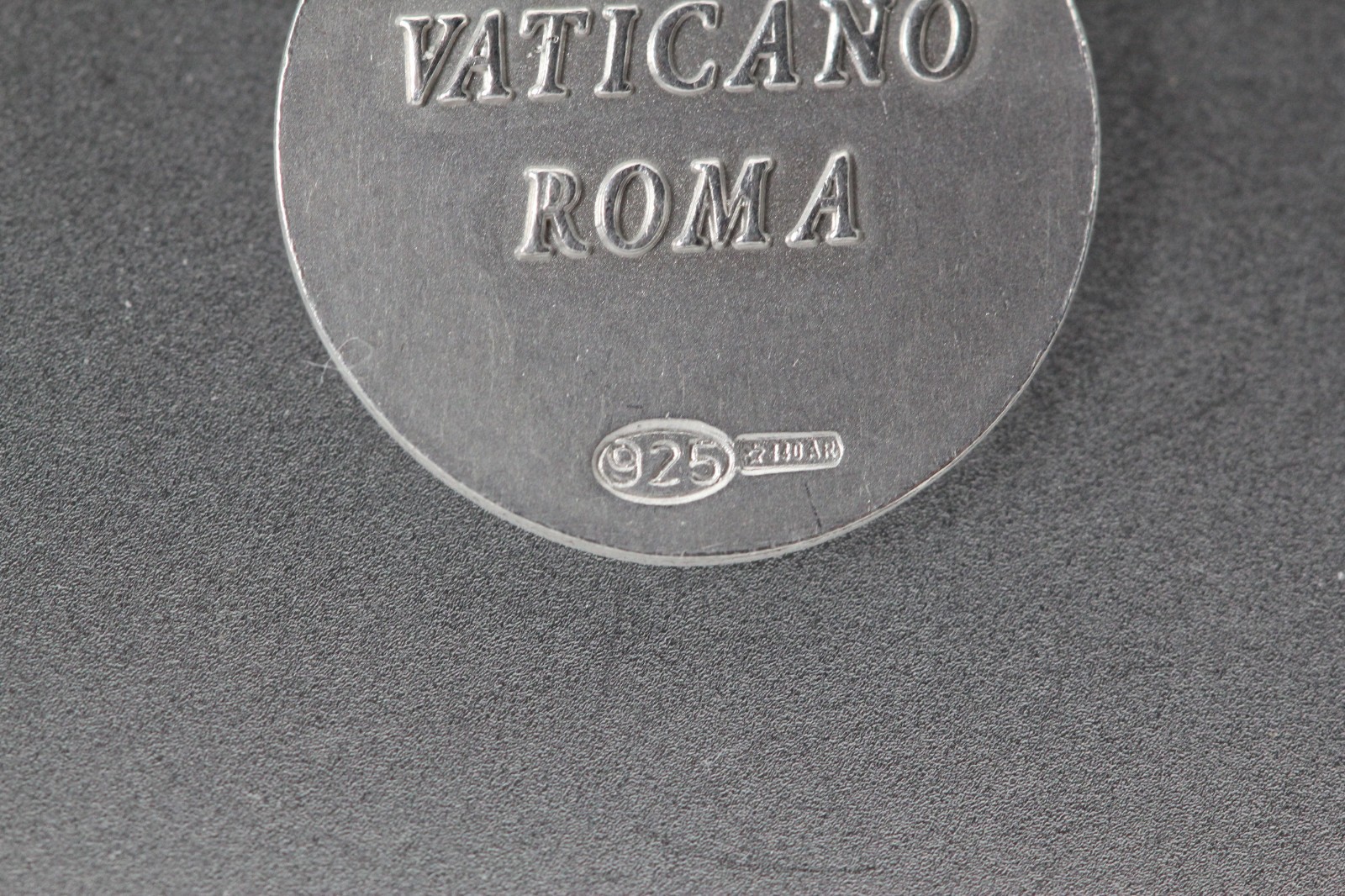 Sterling Silver 925 Angel “Vaticano Roma” Medal 1.8 Grams (PEN10374)