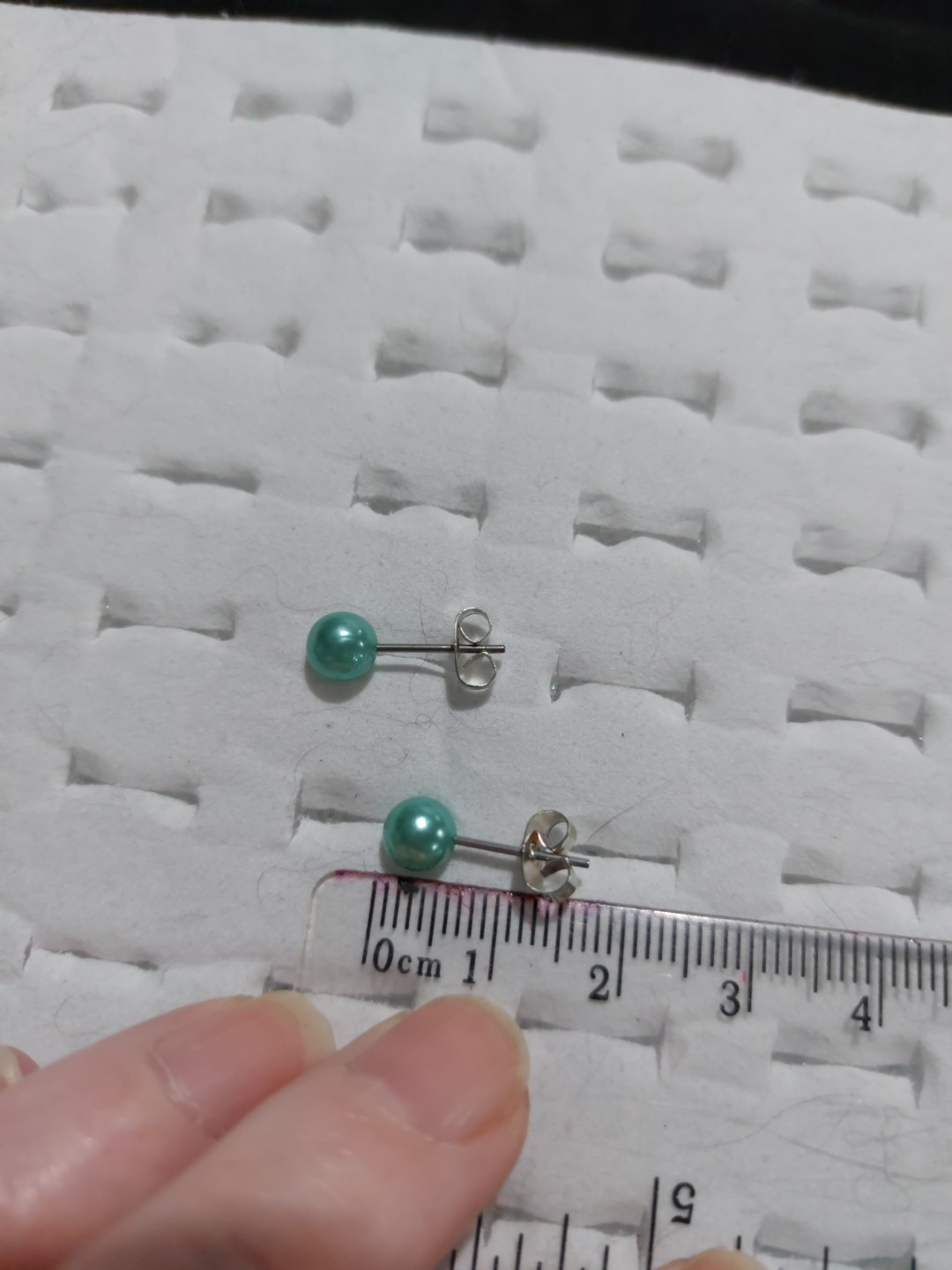 Blue/green Pearly Ball Stud 5mm (D84) New