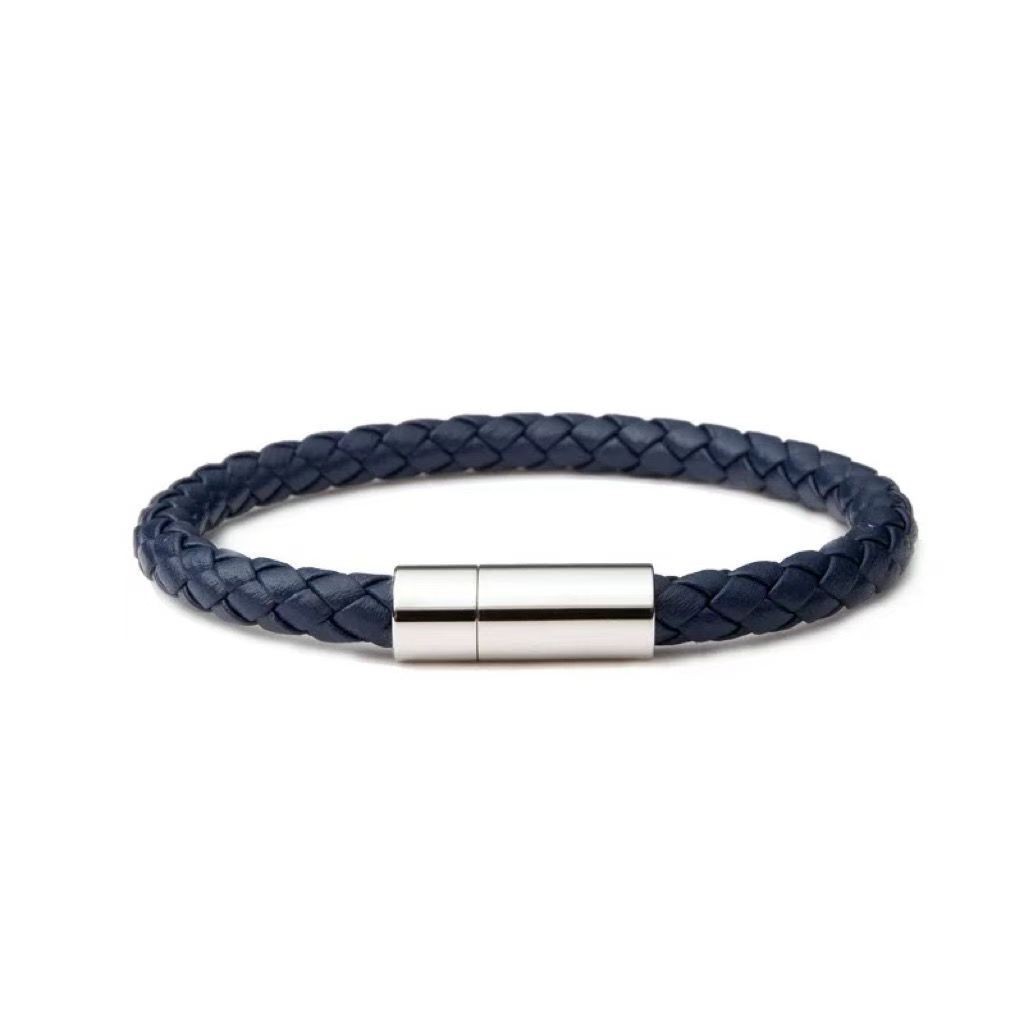 Hand woven stainless steel magnetic buckle bracelet made of genuine leather