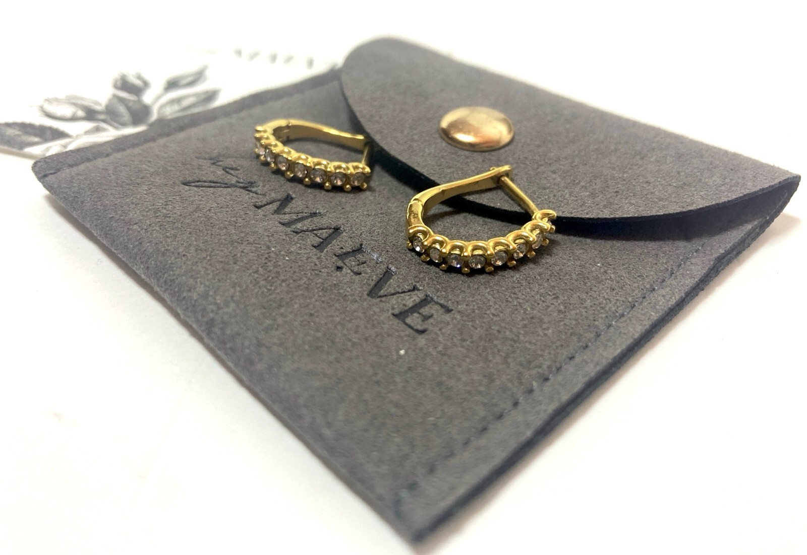 HEYMAEVE CUBIC ZIRCONIA 18K GOLD PLATED OVAL HOOP EARRINGS 1″ NWT BRAND NEW
