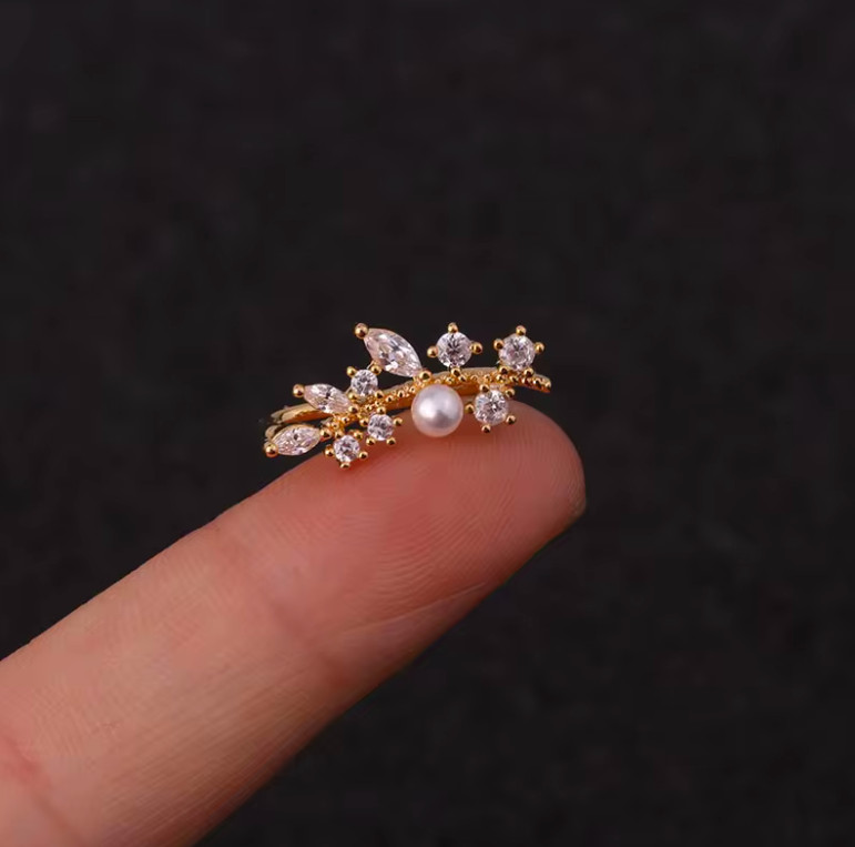 Beautiful Crawler Gold Silver Cartilage Helix Lobe Tragus Conch Earring Gift UK