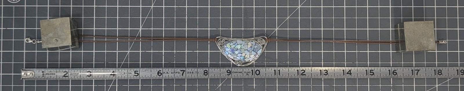 ** (NOS) Noa Zuman Freeform Roman Glass Leather Drop Necklace (~17g) AR-37