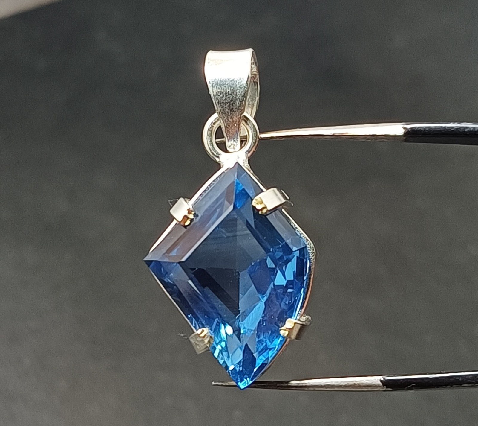 Natural Certified 31.60 ct Santa Maria Blue Aquamarine Pendant -925 Solid Silver
