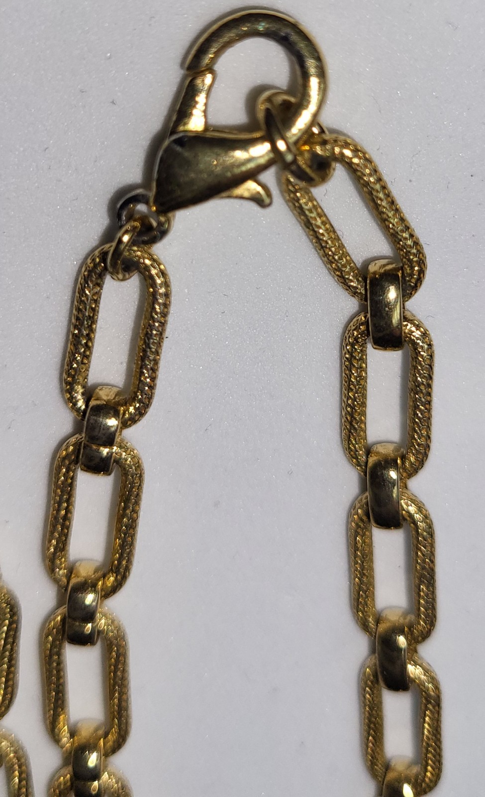 Goldtone Paperclip Chain Necklace 24″ Long Very Good Condition Pre Owned