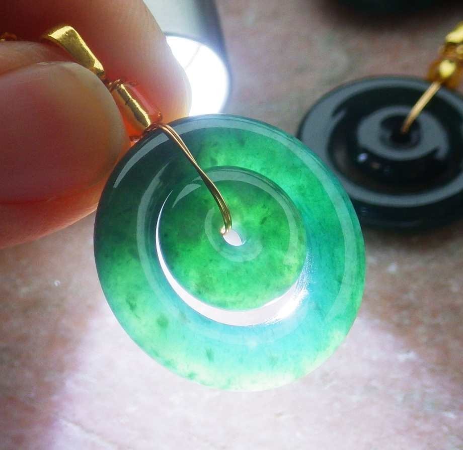 1Pcs Icy Green Small 100% Natural A Jade jadeite Pendant Circle Necklace 715520