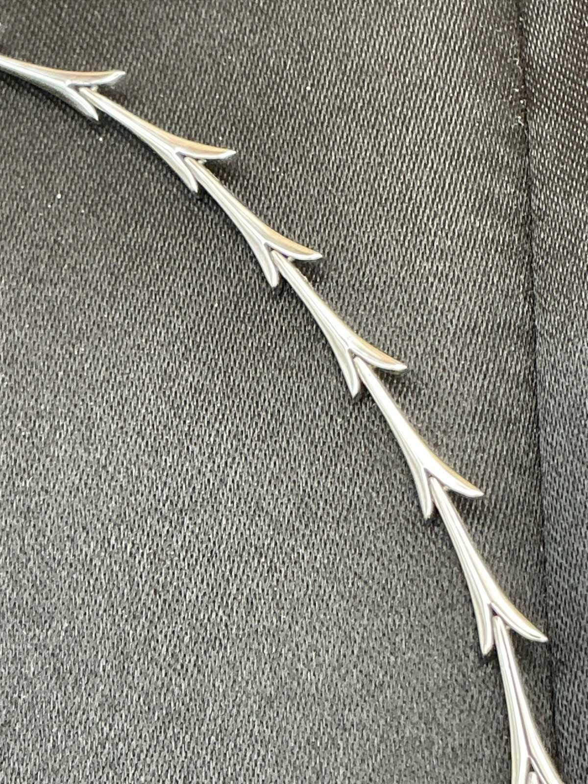 14k White Gold Tone Diamond Leaf Vine Statement Necklace Bar Link Chain