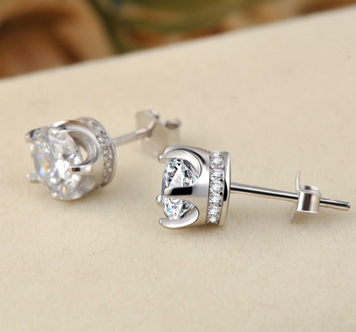 925 STERLING SILVER Diamonique Cubic Zirconia Crown STUD Earrings 8mm Gift L18